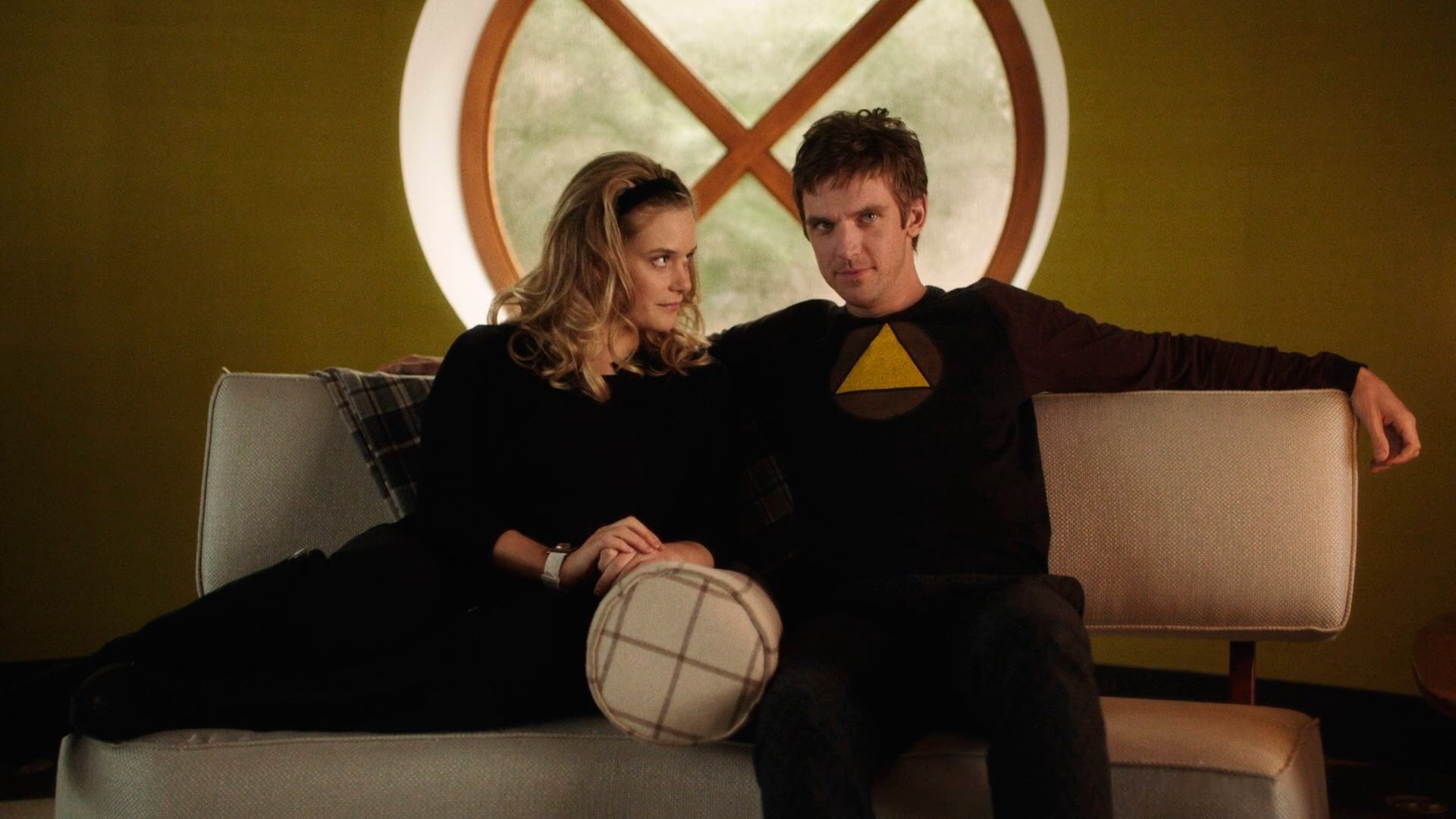 young men, couple - relationship, indoors, adult, clothing, Legion FX, Syd Barrett, heterosexual couple, three quarter length, sofa, women, men, 1080P, HD Wallpaper