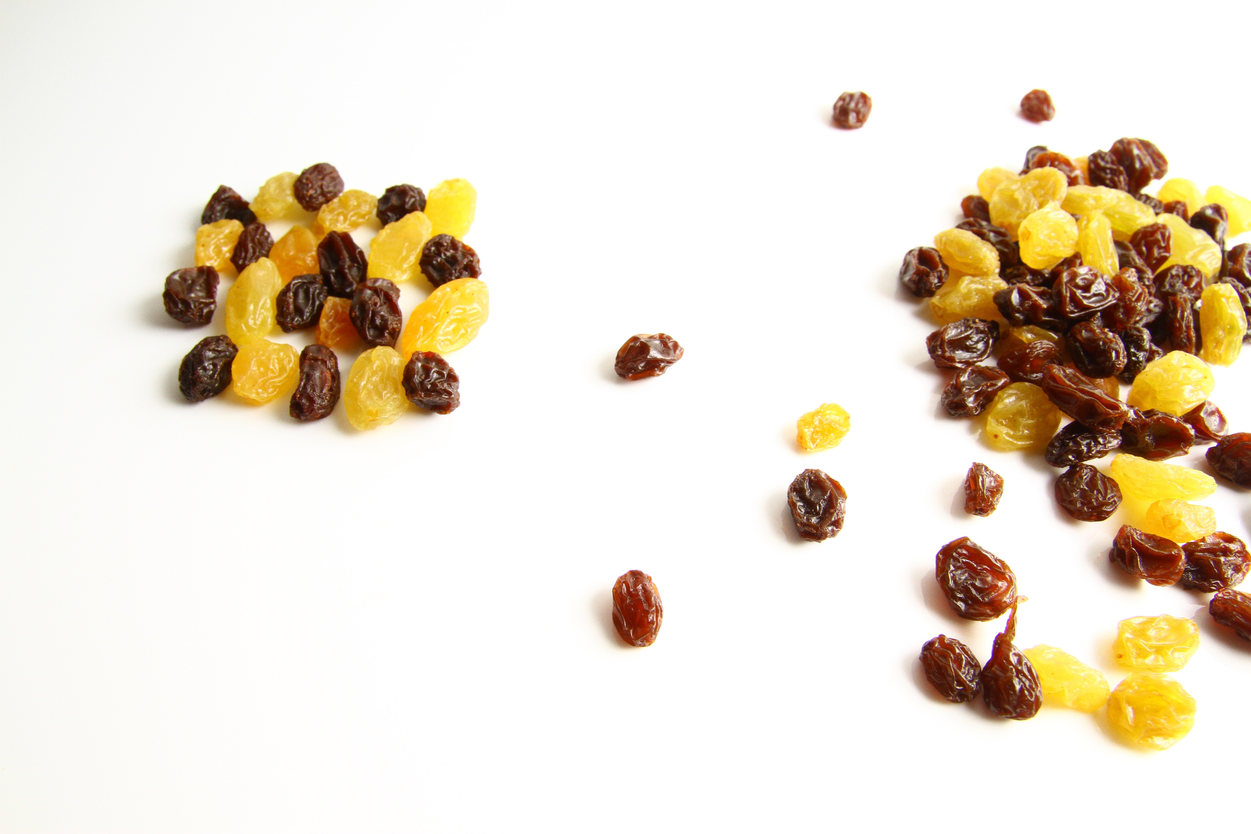 diet, spoon, heap, nut - food, large group of objects, sweet, raisins, dried, dessert, indoors, eating, raisin, gourmet, wellbeing, close-up, fresh, message, HD Wallpaper
