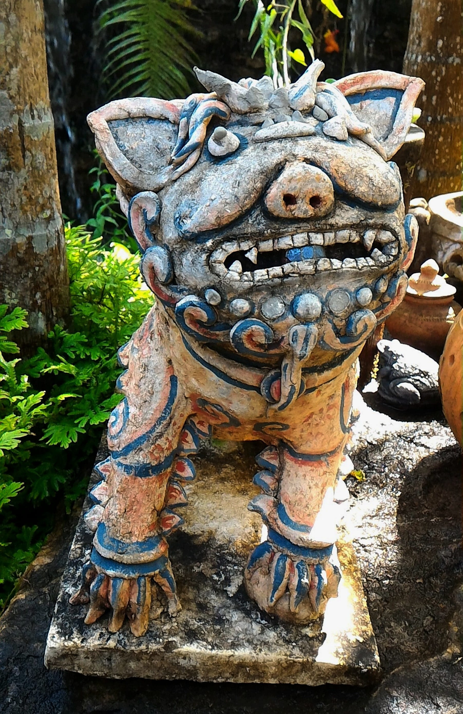 close-up, Lion, Doll, smile, spirituality, nature, carving, Clay, craft, human representation, 2K, focus on foreground, mammal, religion, tiger, creativity, Phone HD Wallpaper