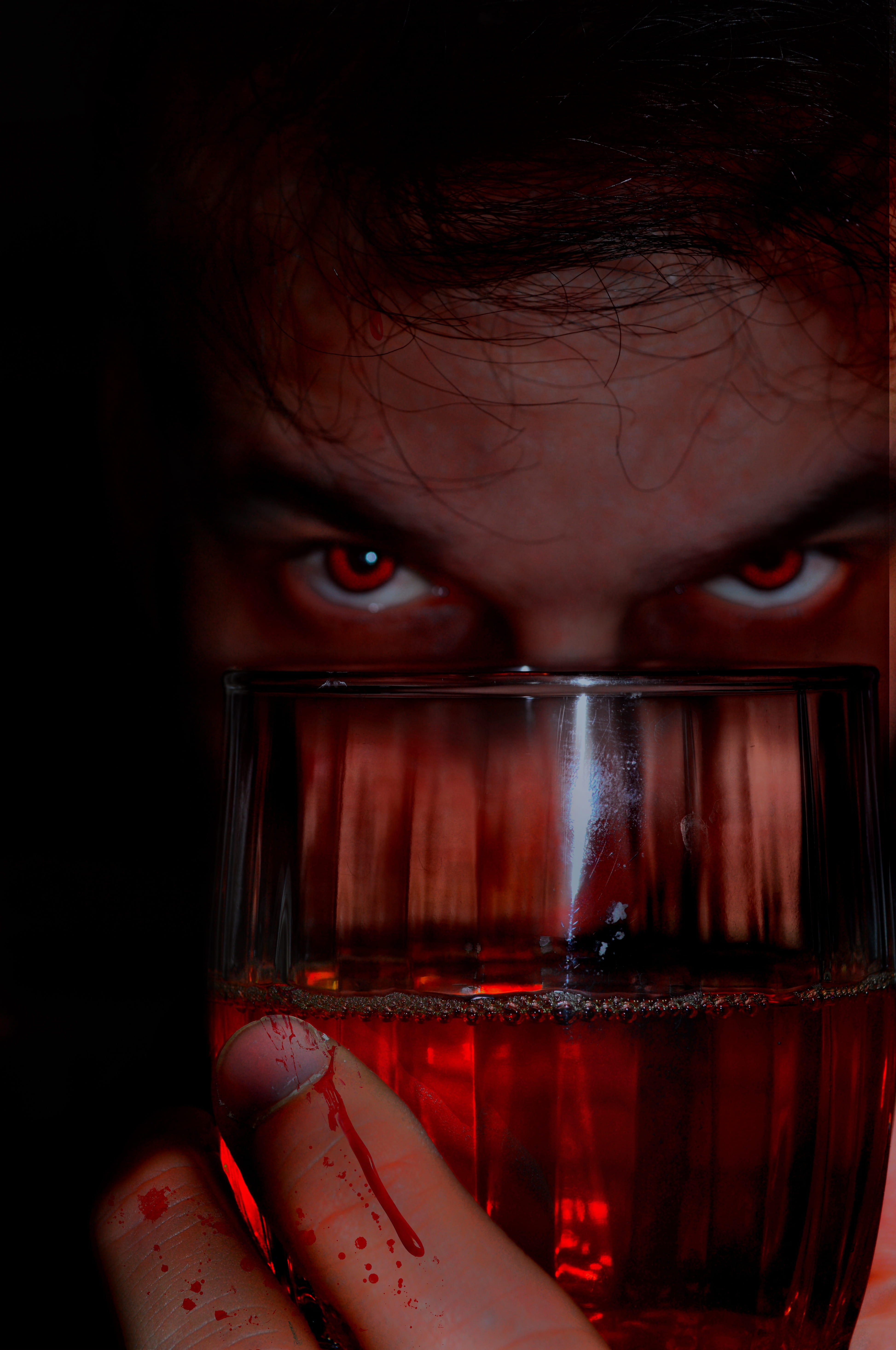 real people, Chilling, child, front view, human eye, glass, childhood, liquor, human face, looking at camera, close-up, network, black background, headshot, Phone HD Wallpaper