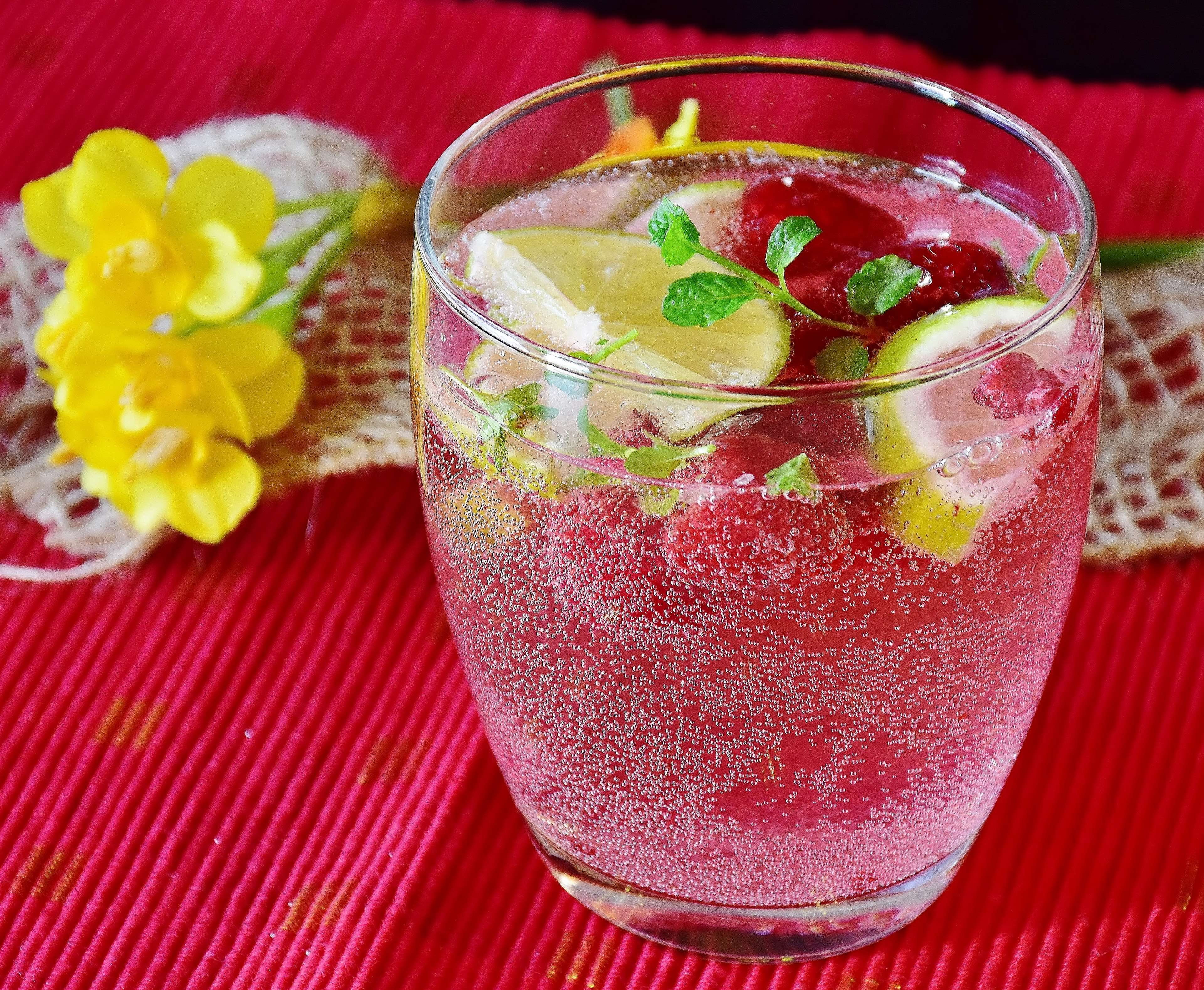 flower, raspberries, carbonic acid, refreshment, design, rum, drink, spritzer, 4K, food, no people, cocktail, freshness, transparent, garnish, drinking glass, HD Wallpaper