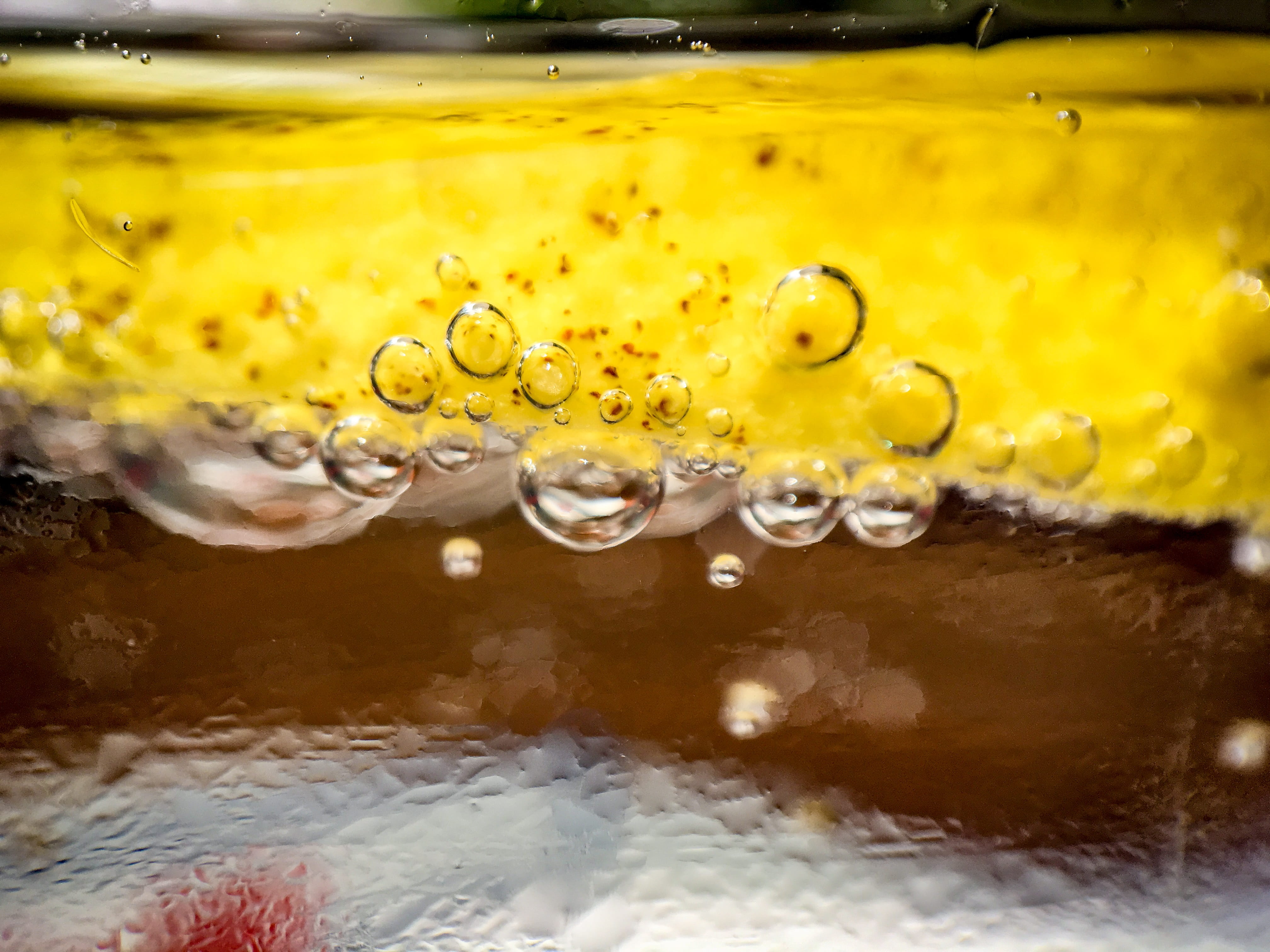 Lemon, ice, household equipment, cold - Temperature, day, close-up, liquid, outdoors, summer, nature, no people, yellow, purity, cold temperature, thirst, HD Wallpaper