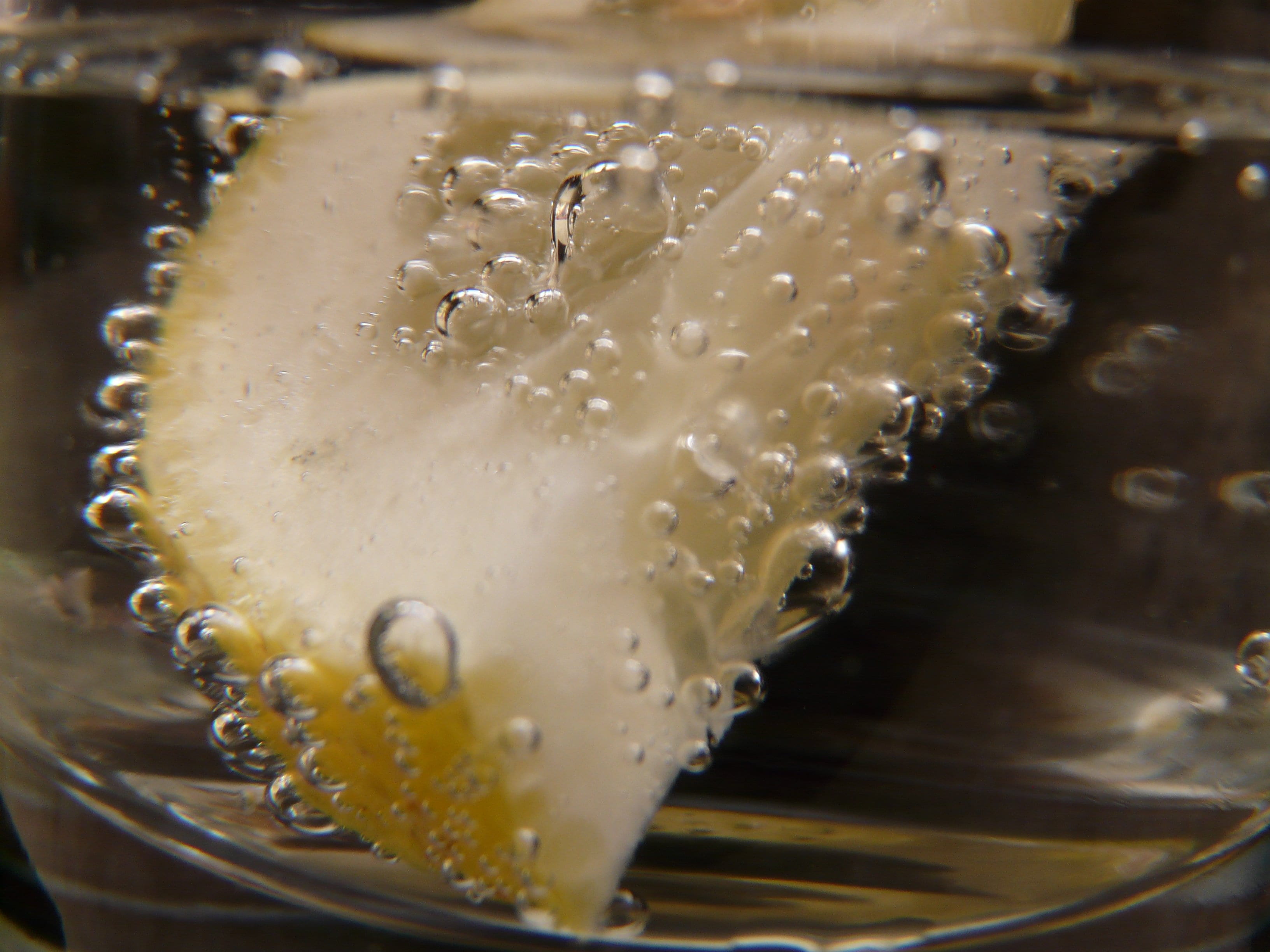wet, yellow, drop, carbonic acid, blow, water, indoors, sour, drinking glass, food and drink, air bubbles, 2K, close-up, freshness, bubble, marine, liquid, HD Wallpaper