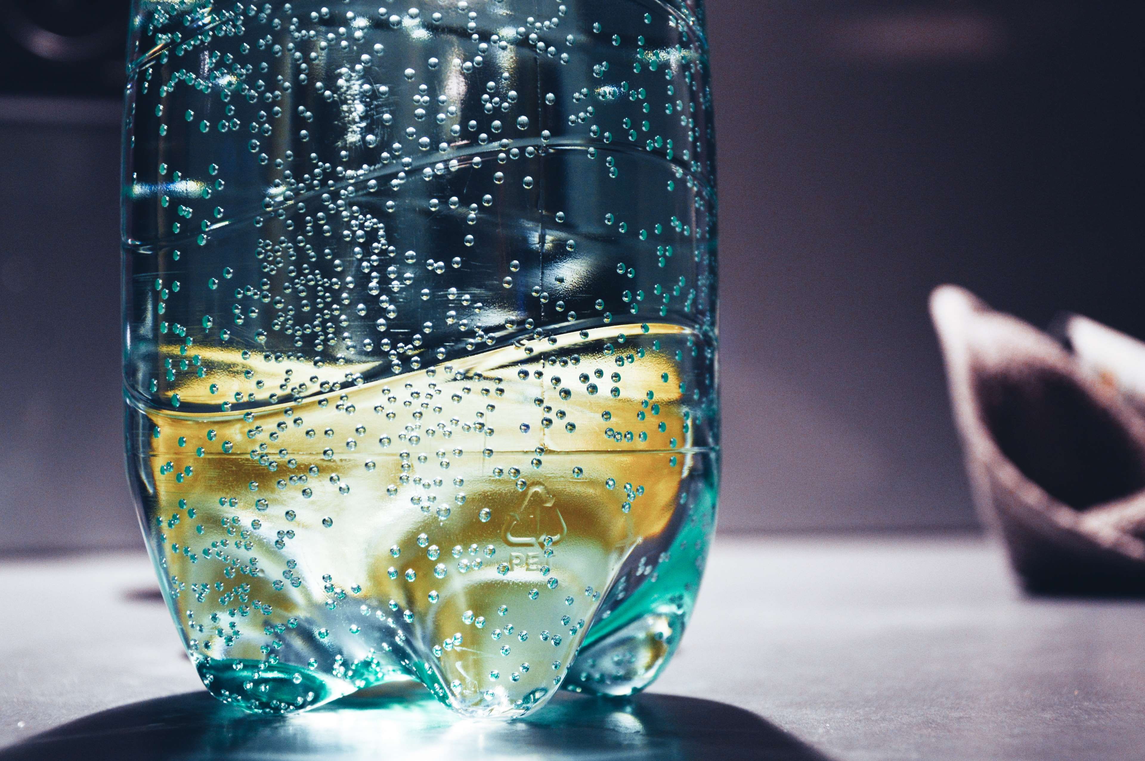 4K, indoors, bottle, cold, food and drink, bubble, still life, liquid bubbles, focus on foreground, color, household equipment, purity, table, alcohol, HD Wallpaper