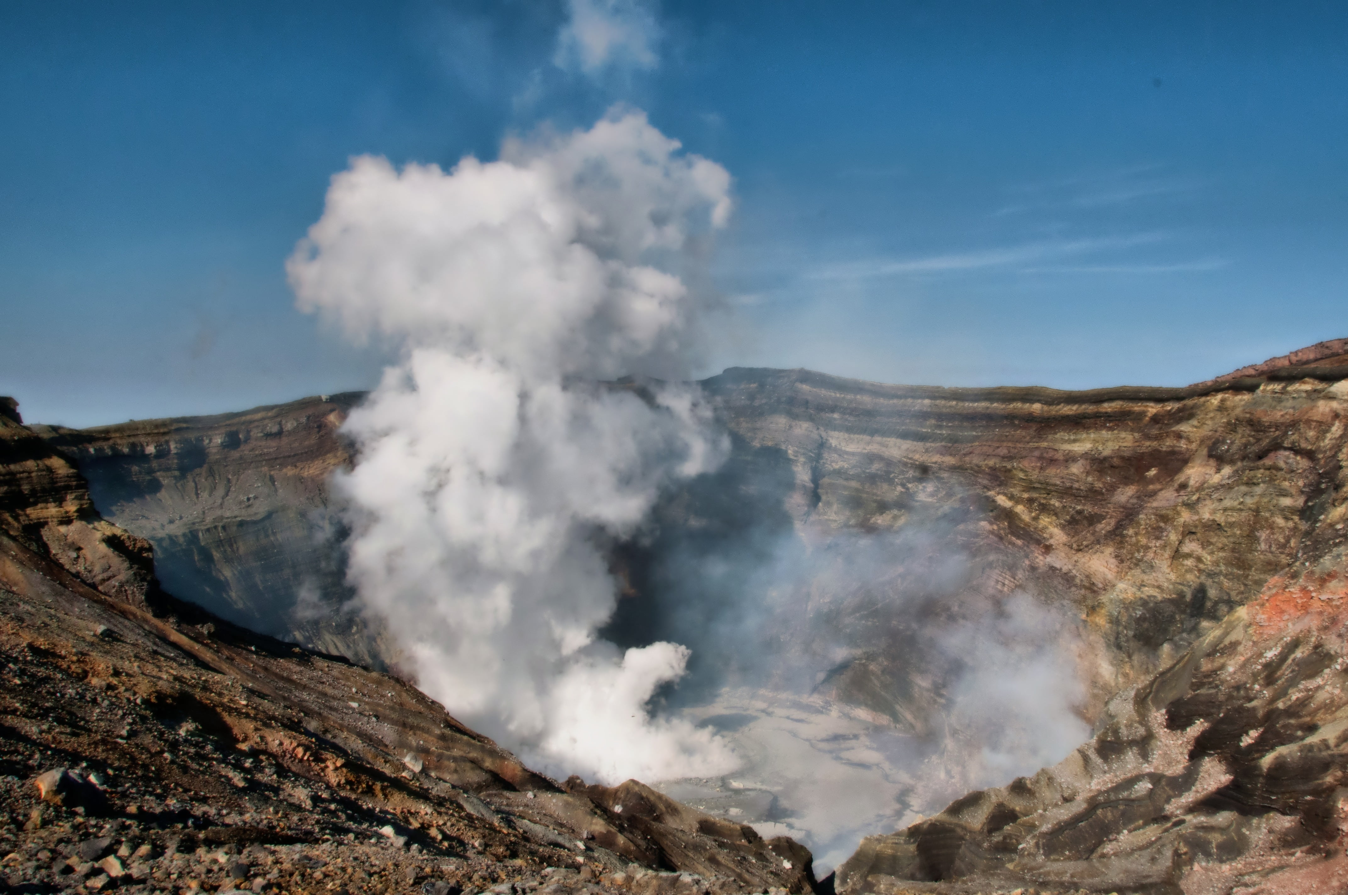 volcanic, spews, cloud, aso, physical geography, volcano, outdoors, scenics - nature, tranquil scene, mountain peak, mountain range, smoke, hot spring, HD Wallpaper