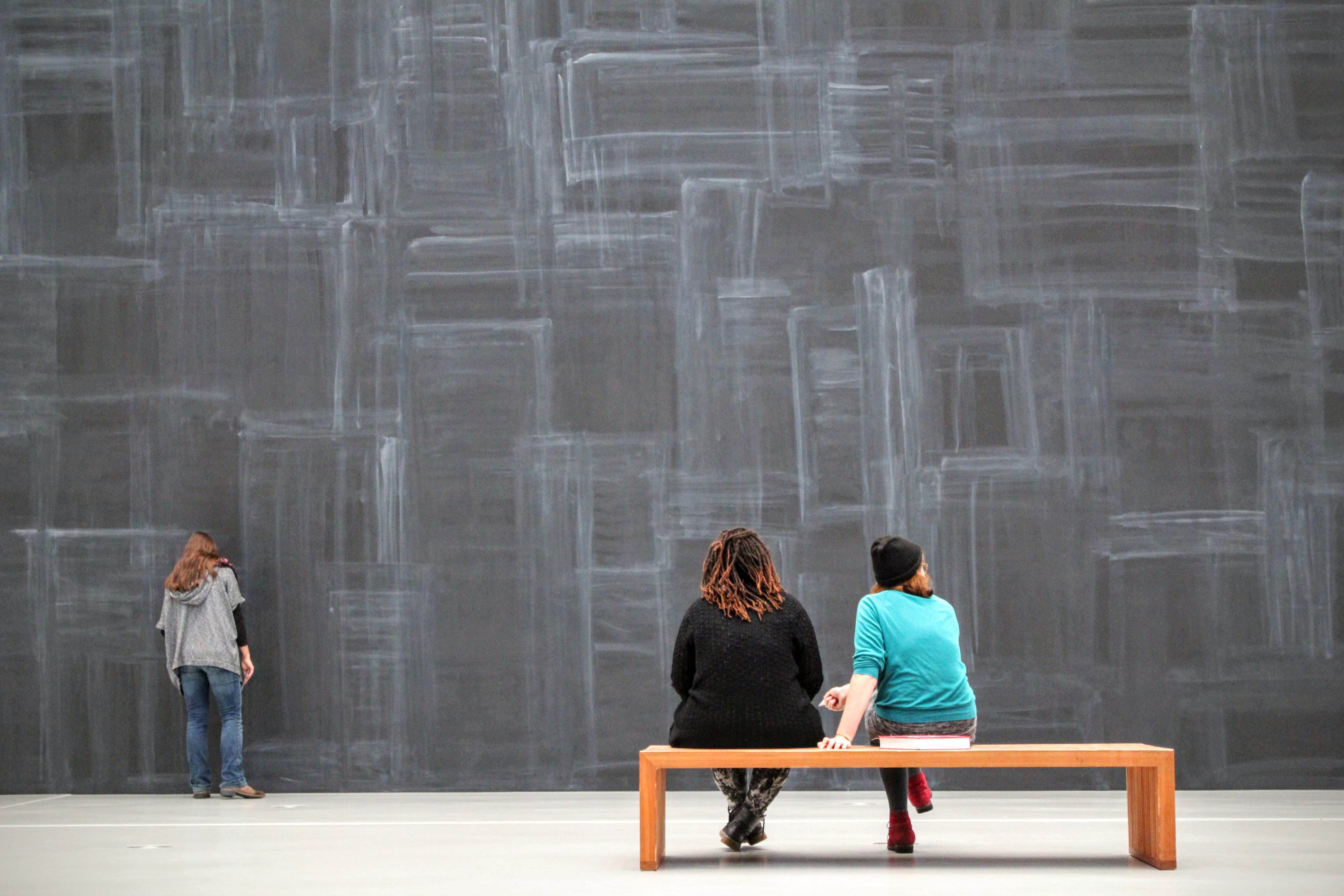 blackboard, art, full length, casual clothing, rear view, adult, gallery, visitors, togetherness, group of people, young women, museum, lifestyles, real people, HD Wallpaper