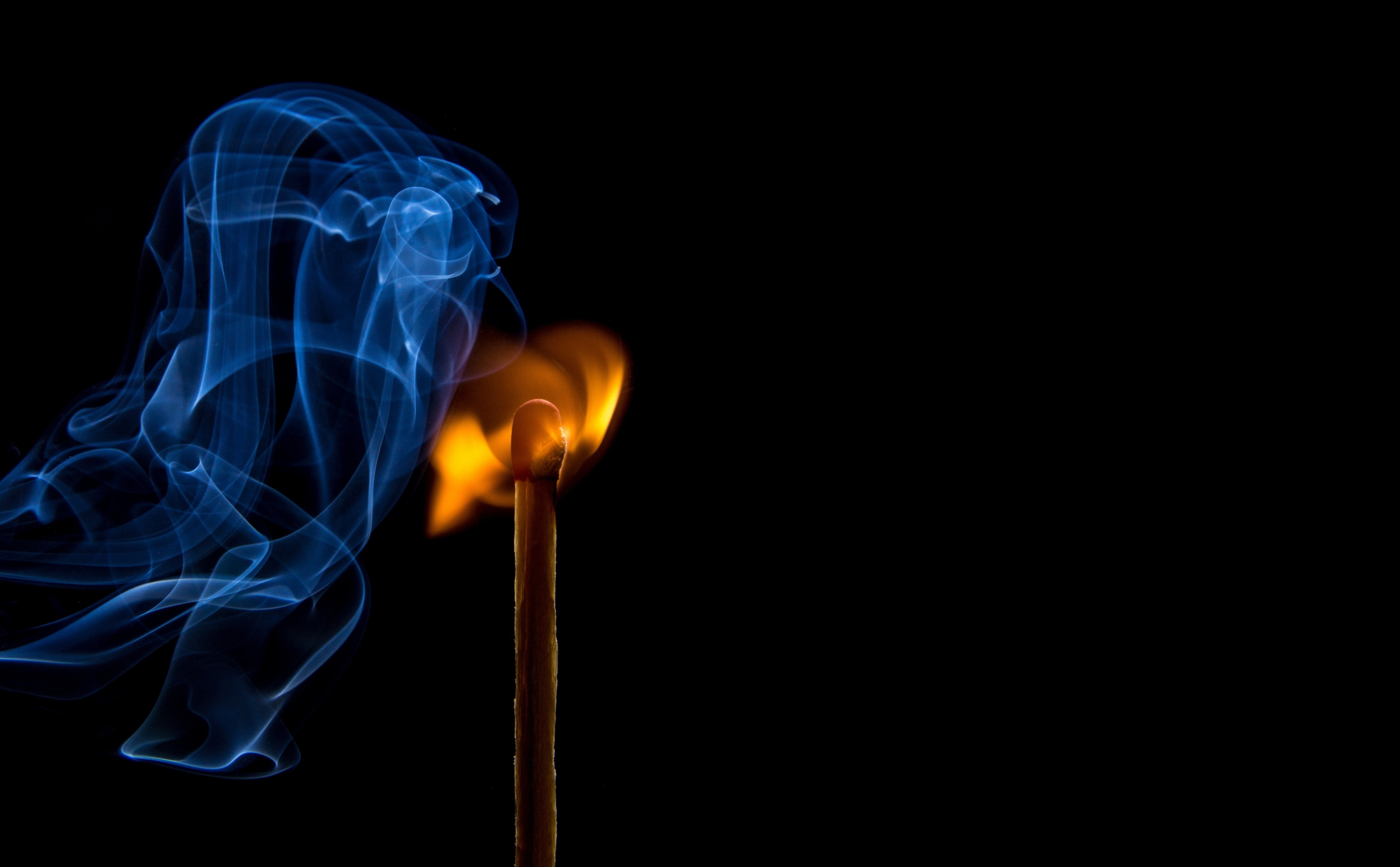 matchstick, no people, Closeup, emitting, burning, indoors, motion, sulfur, smoke - physical structure, hd, Head, Dark, Lighter, studio shot, HD Wallpaper