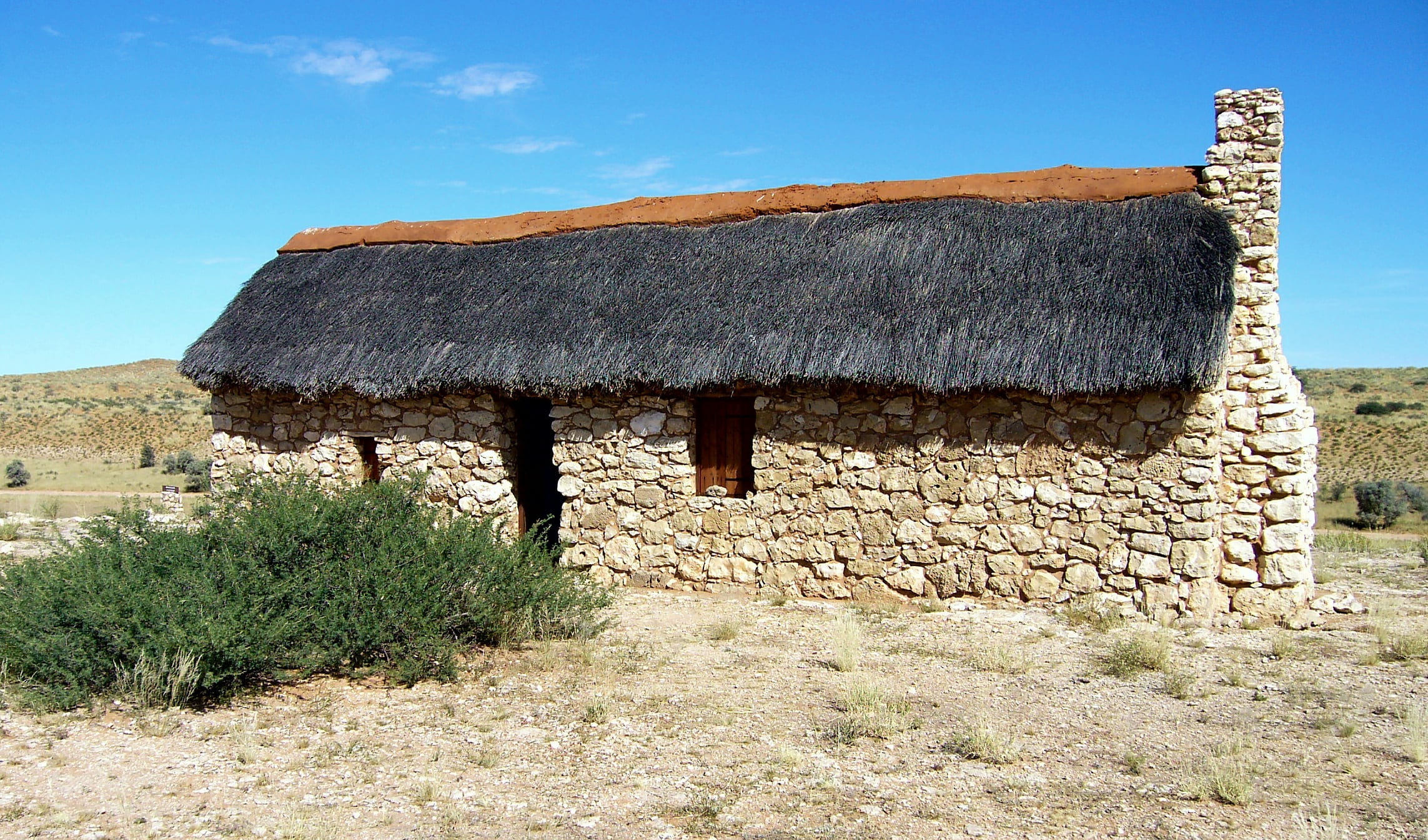 dwelling, mountain, 1080P, solid, no people, architecture, stone wall, building, sky, kalahari, isolated, plant, nature, day, sunlight, lonely, house, HD Wallpaper