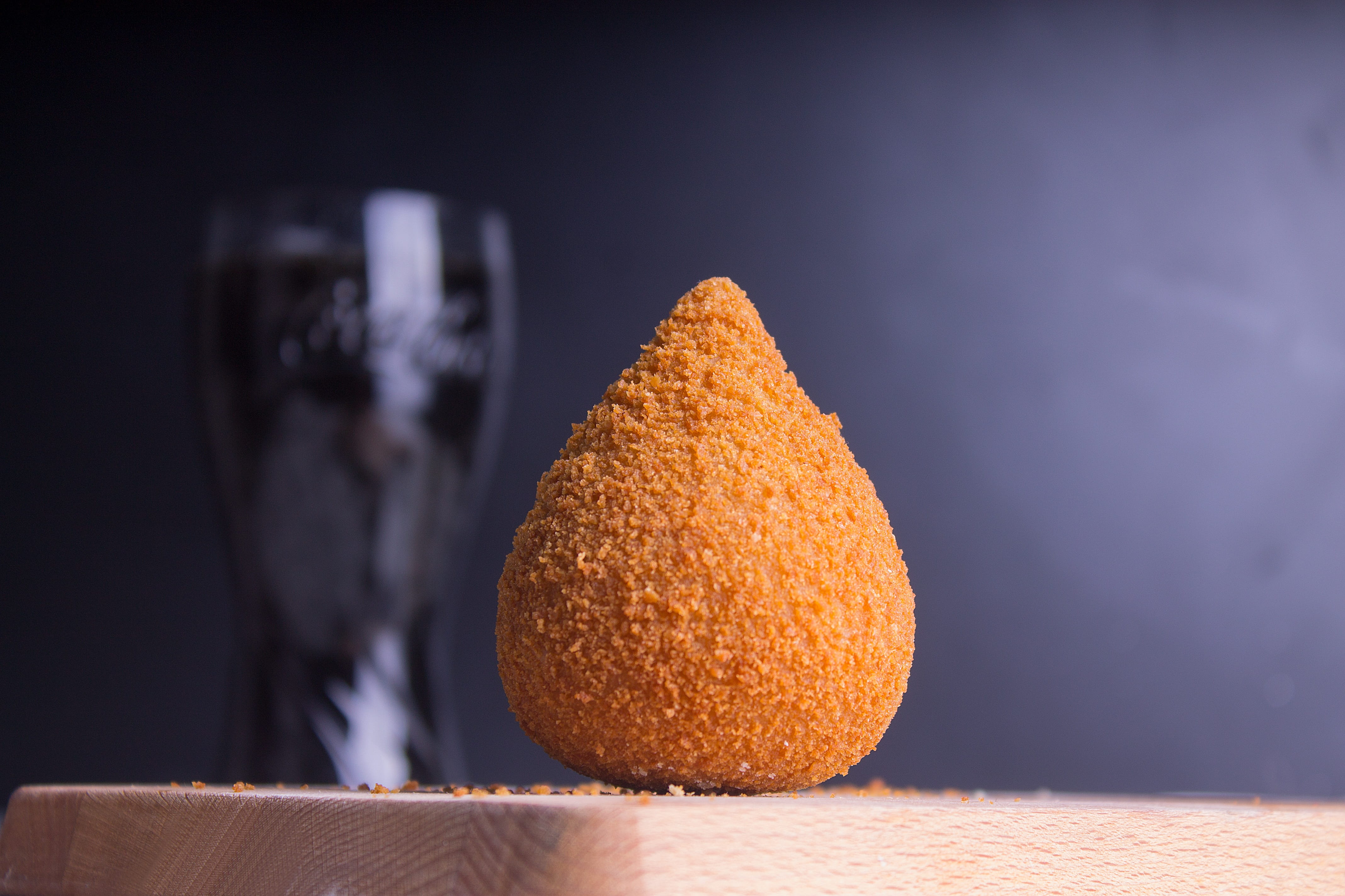 orange, muffin, coxinha, studio shot, meals, freshness, food, still life, orange color, table, 4K, chicken, focus on foreground, fruit, tangerine, orange - fruit, HD Wallpaper