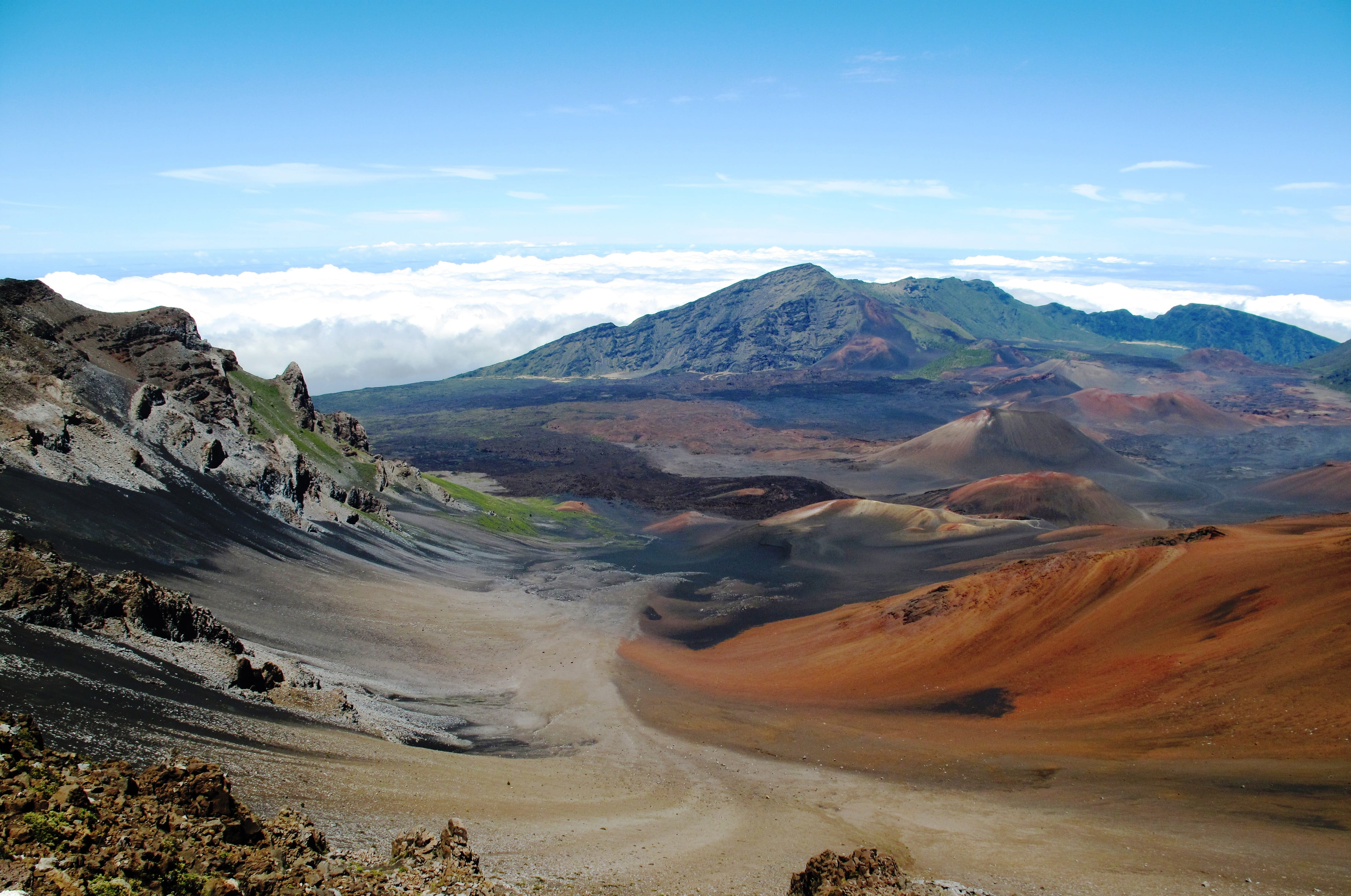 clear, beauty in nature, land, nature, environment, sky, arid climate, remote, mountains, non-urban scene, mountain range, hawaii, landscape, scenics - nature, HD Wallpaper