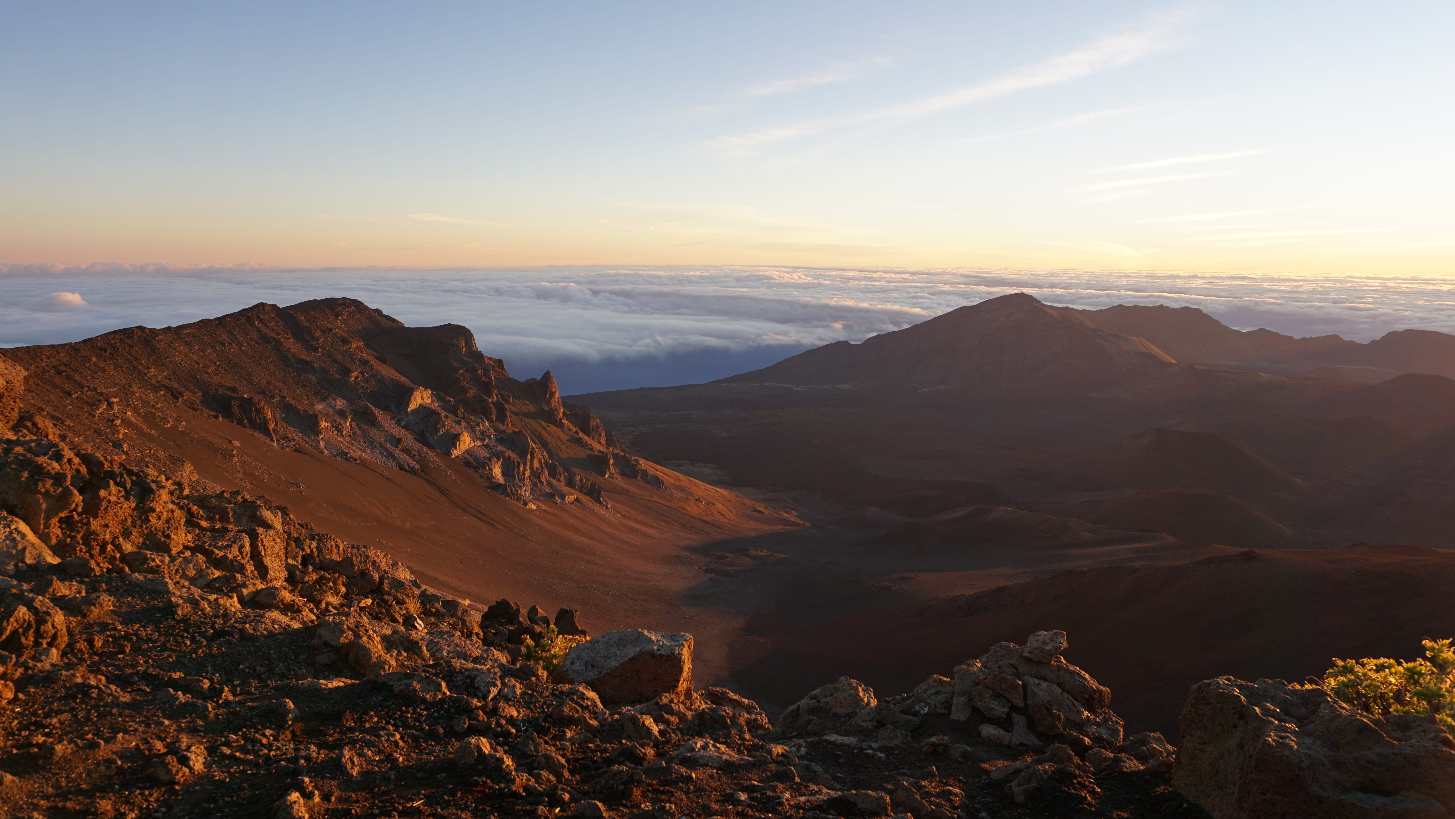 outdoors, aerial, sunrise, nature, environment, scenics - nature, sky, haleakala, beauty in nature, sun, cloud - sky, mountains, non-urban scene, cloud, HD Wallpaper
