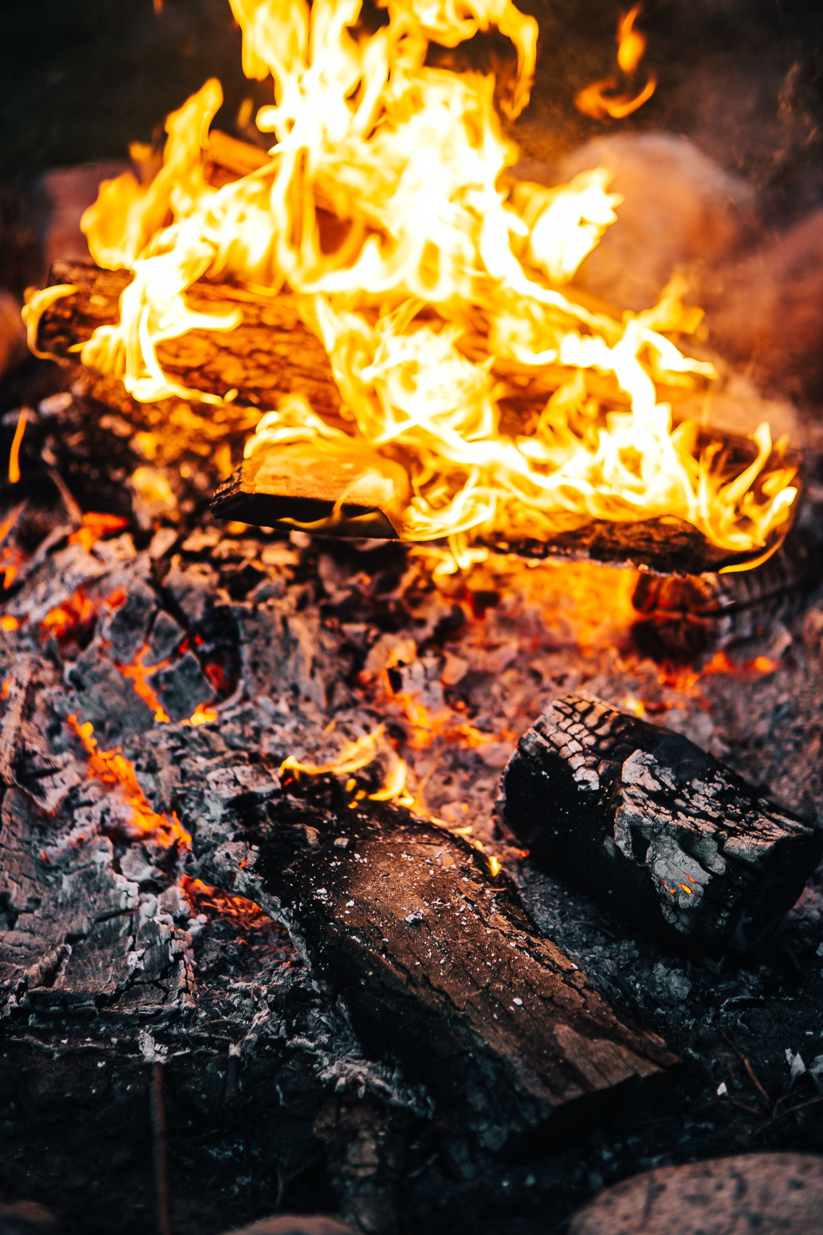4K, night, close-up, no people, wood - Material, smoke, fire - Natural Phenomenon, inferno, motion, ash, heat - Temperature, glowing, black Color, yellow, Phone HD Wallpaper