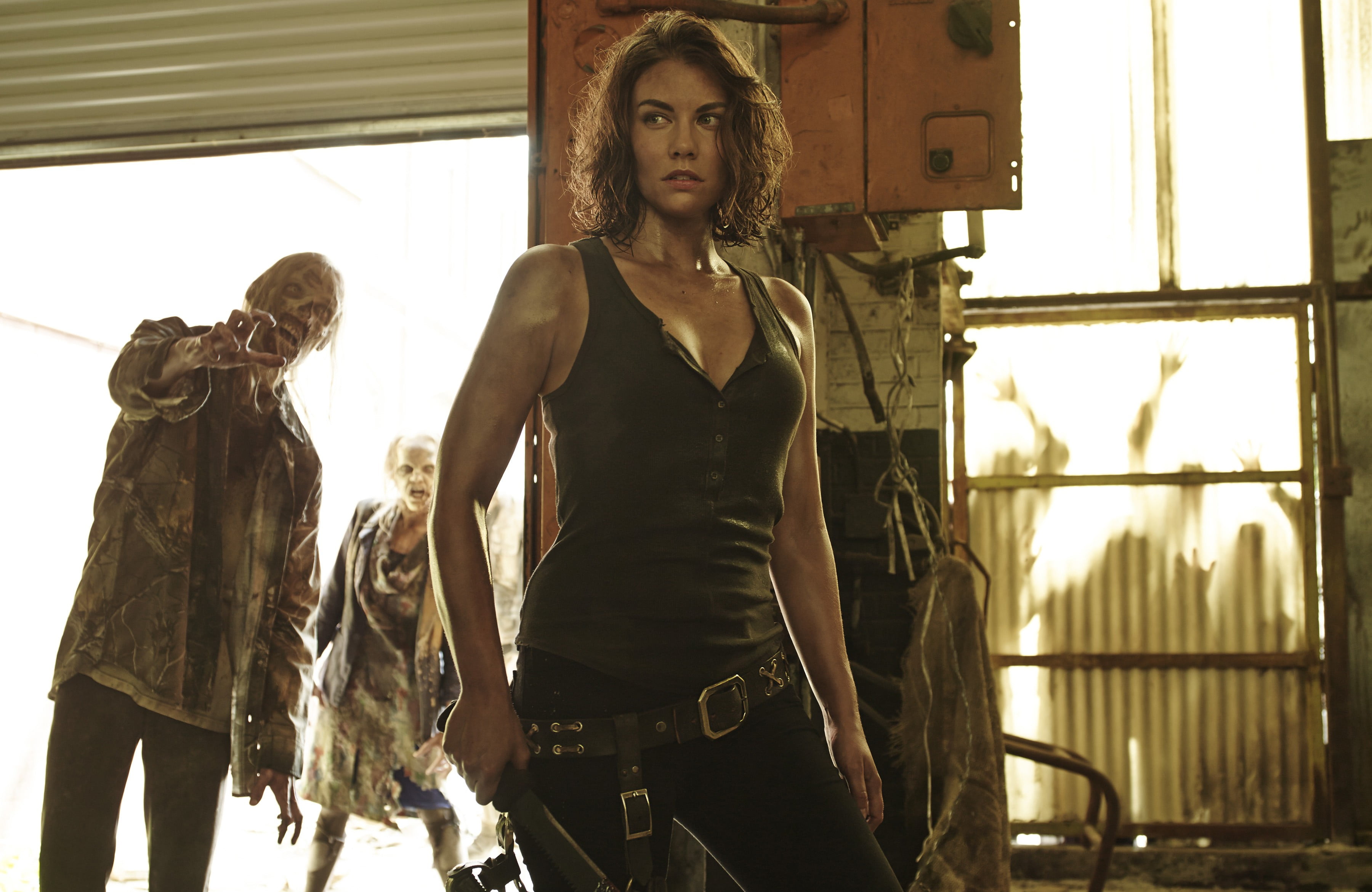 clothing, fashion, standing, Lauren Cohan, front view, young adult, tank, real people, women, leisure activity, beautiful woman, casual clothing, indoors, HD Wallpaper