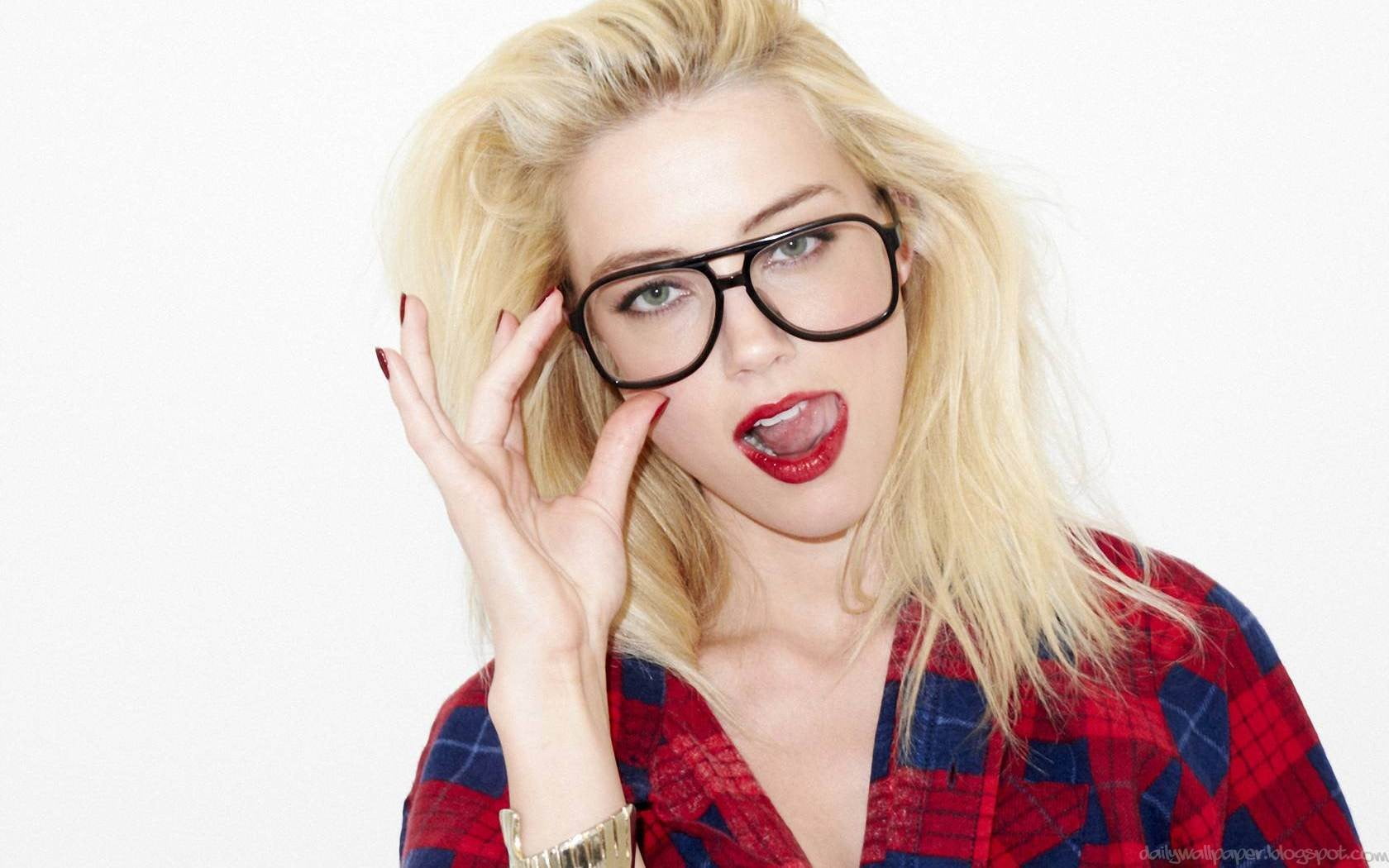 hair, human face, women with glasses, glasses, Amber Heard, brunette, hairstyle, white background, beauty, fashion, beautiful woman, modern, model, adult, HD Wallpaper
