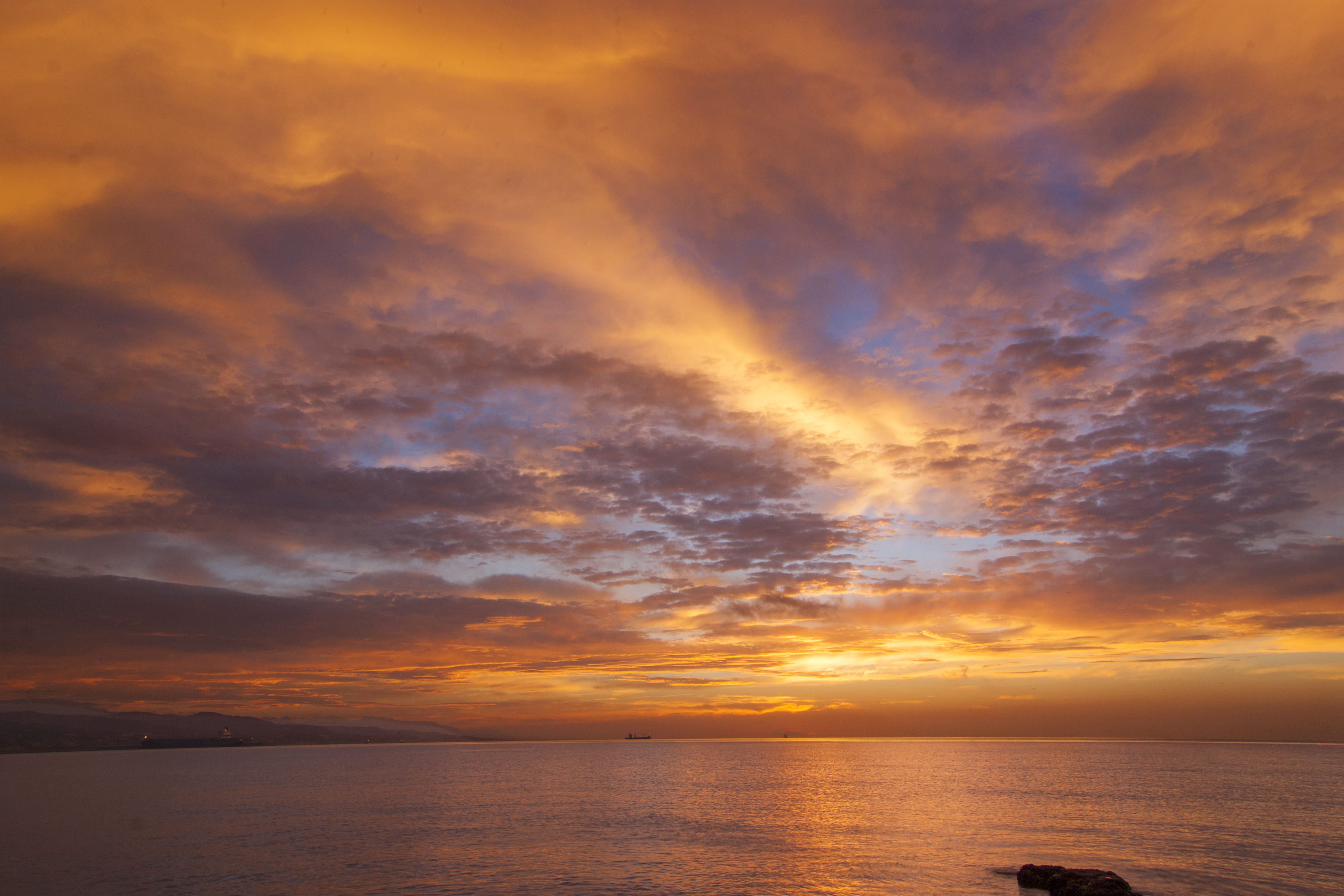 spain, no people, orange color, cloudscape, málaga, misericordia, contemplation, nature, tranquility, reflection, cloud - sky, mediterráneo, playa de la misericordia, HD Wallpaper
