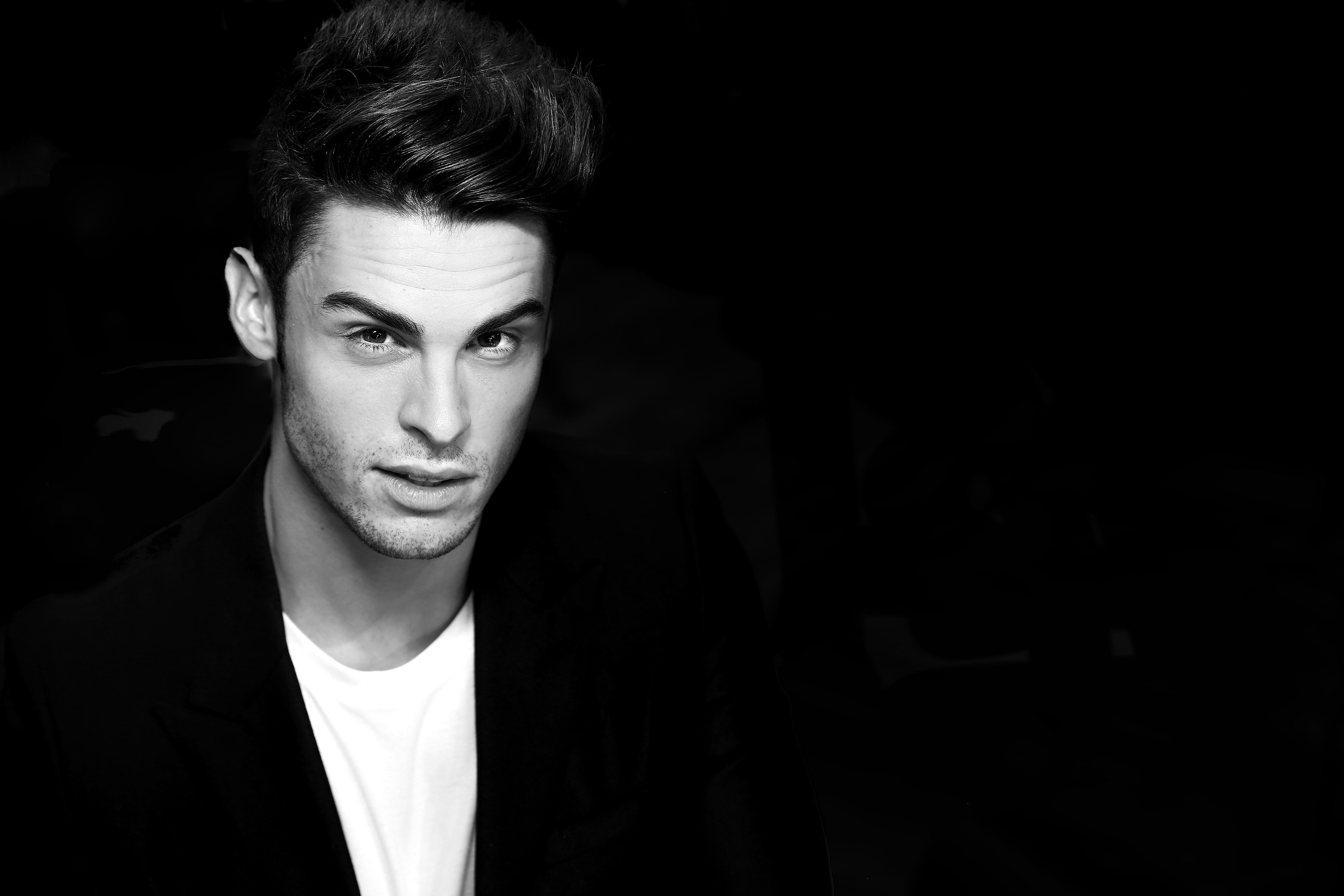 camisa, joven, 5K, blanca, chaqueta, moreno, hombre, HD Wallpaper