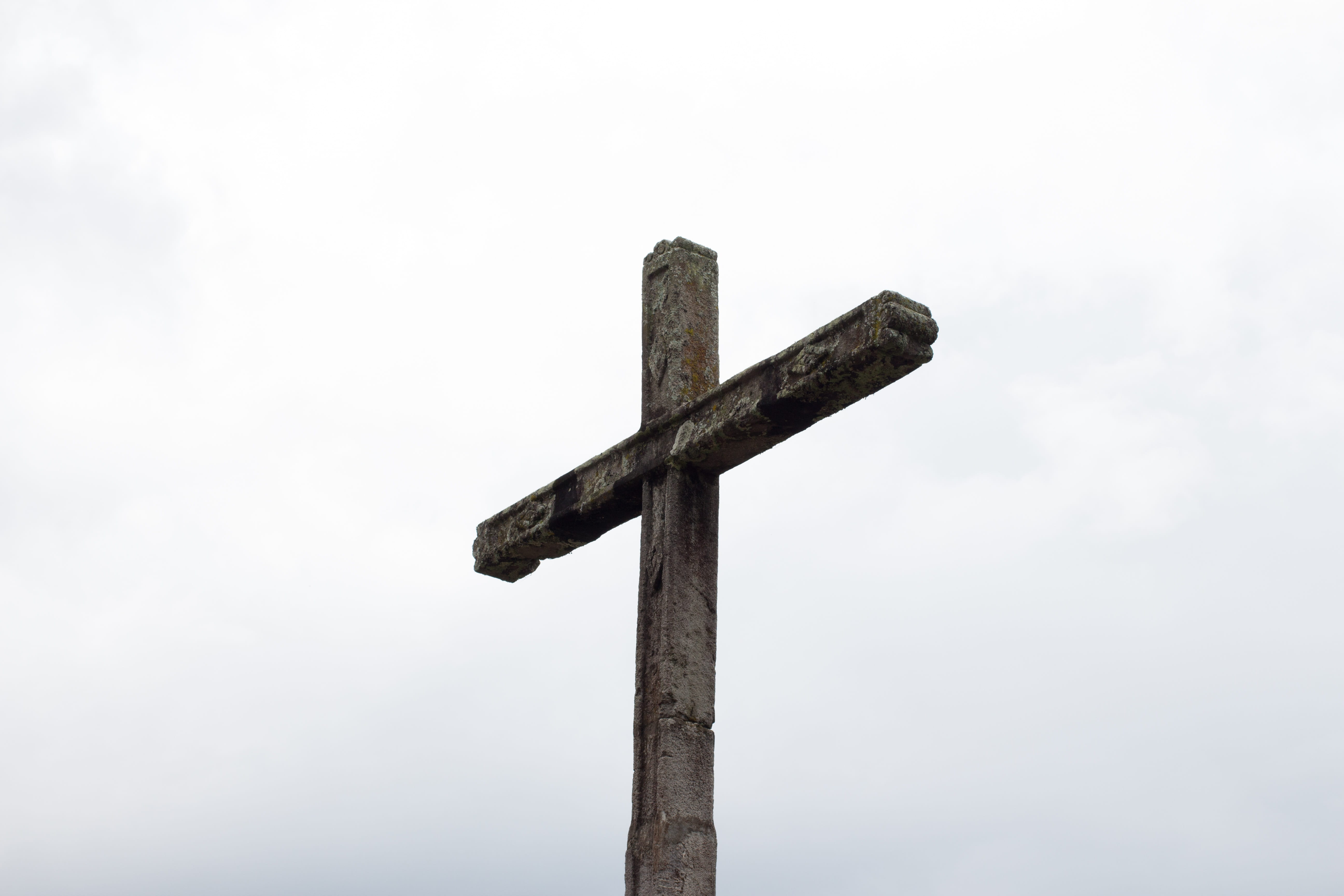 grave, stone, 5K, cross, sky, crucifix, no people, guatemala, nature, religion, christian, antigua, day, tranquility, spirituality, wood - material, outdoors, HD Wallpaper