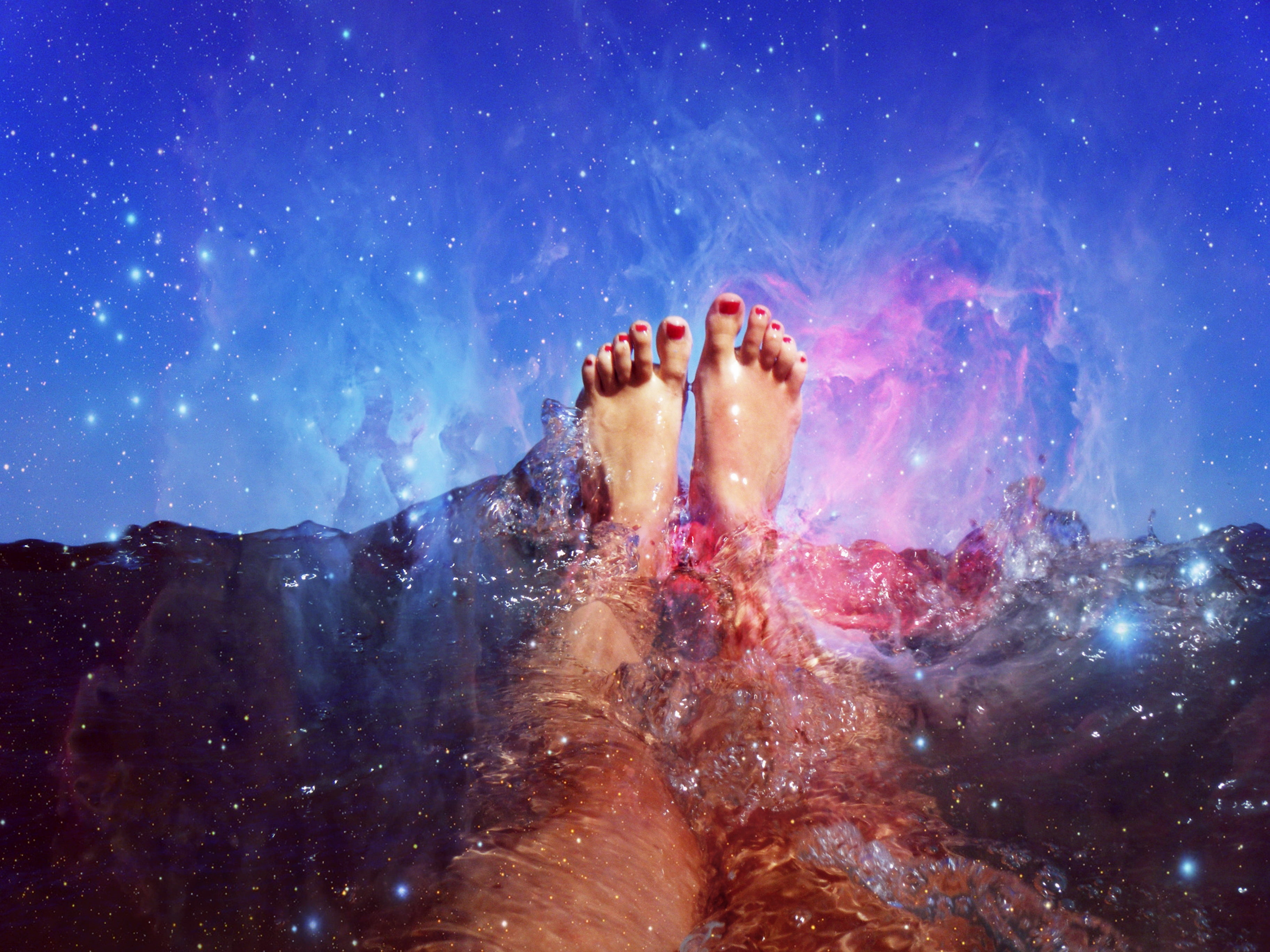 night, legs, agua, star - Space, DreamCatcher, water, estrellas, Barcelona, sea, nebulosa, nebula, 2K, space, galaxy, cosmos, feet, Drops of Jupiter, HD Wallpaper