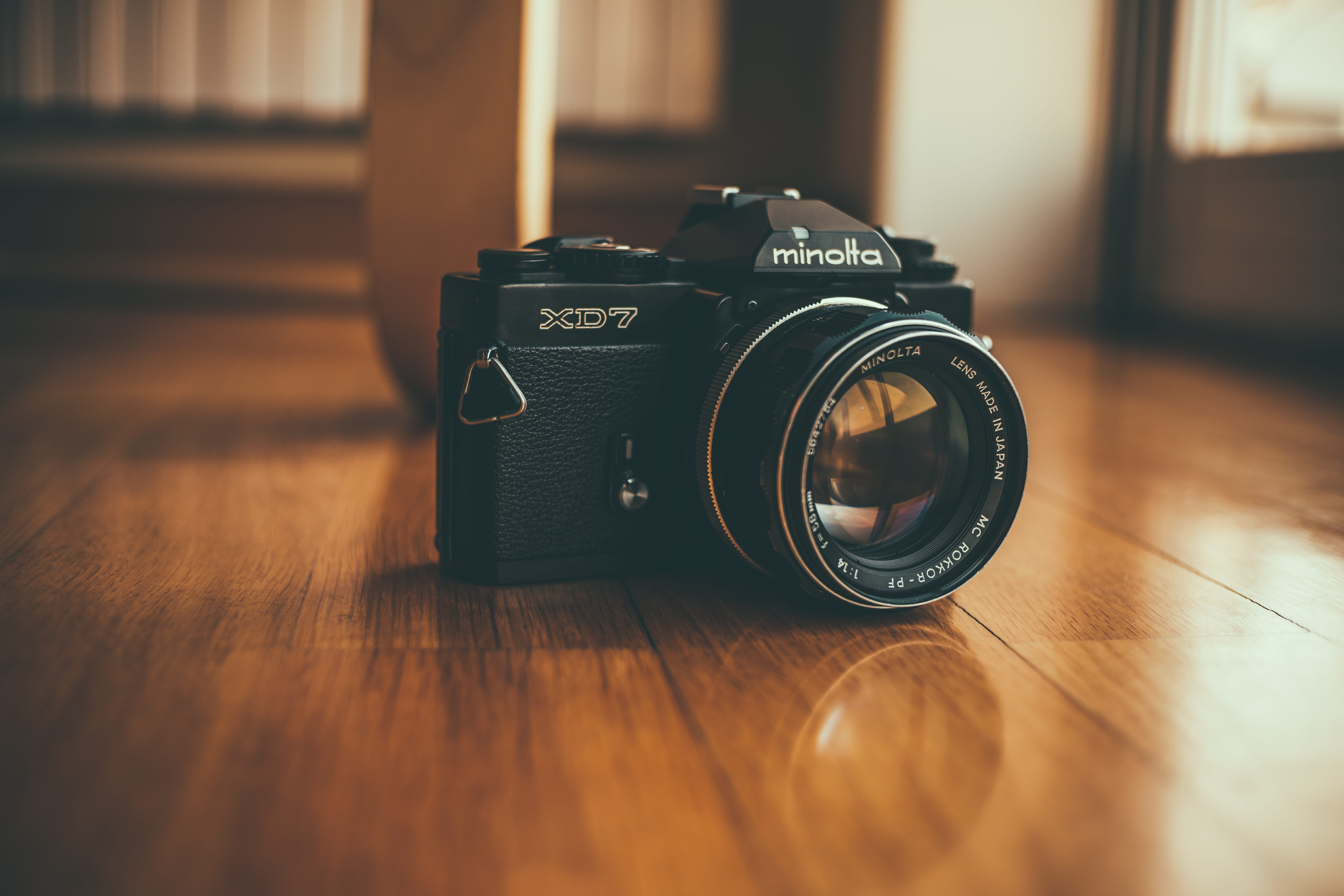 analog, closeup, black, digital camera, vintage, old, detail, 5K, slr camera, hardwood floor, surface level, no people, floor, brown, close-up, old school, HD Wallpaper