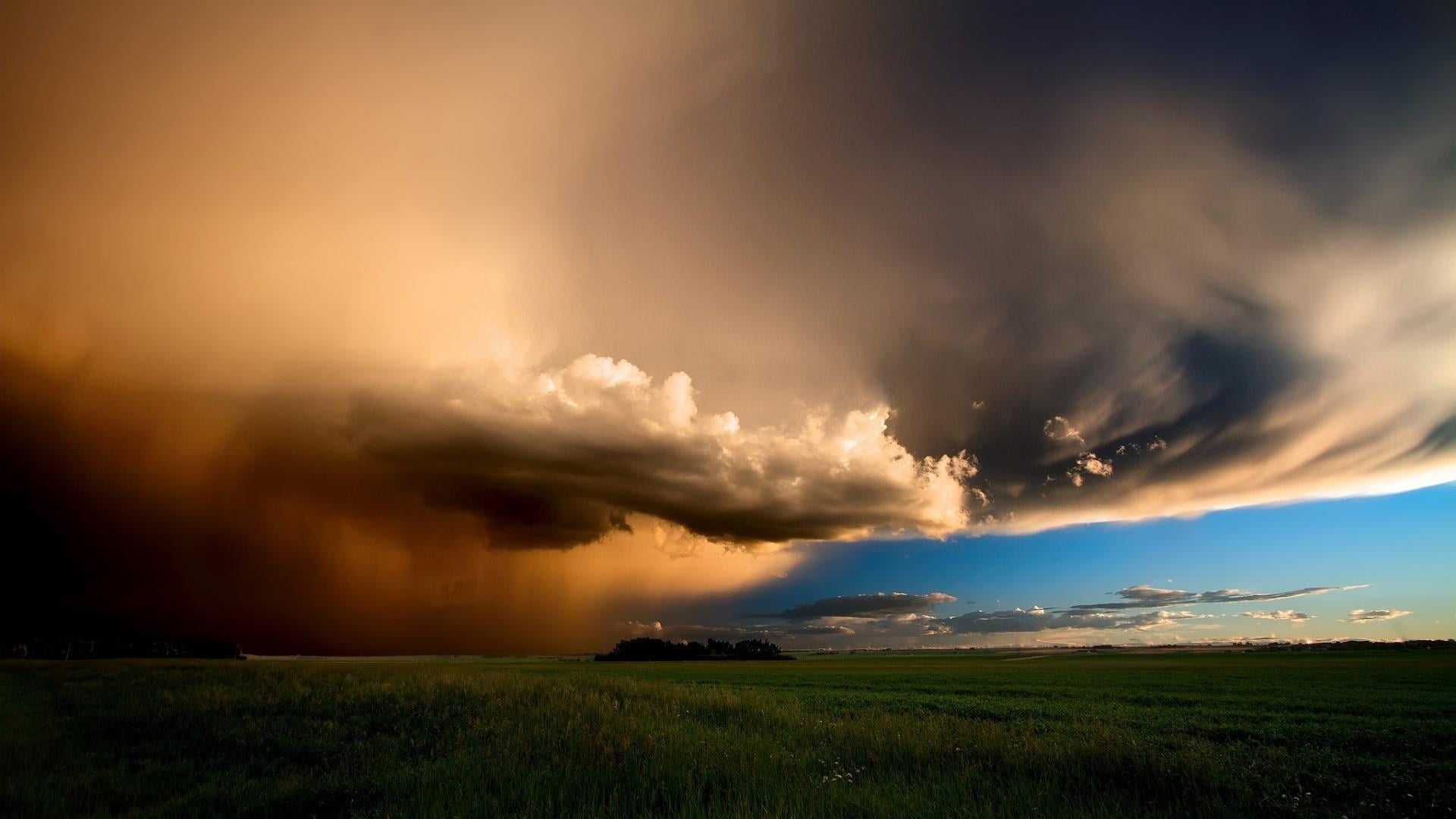 sunlight, no people, power in nature, grass, nature, rain, sunset, prairie, thunderstorm, phenomenon, landscape, grassland, morning, ominous, storm, storm cloud, HD Wallpaper