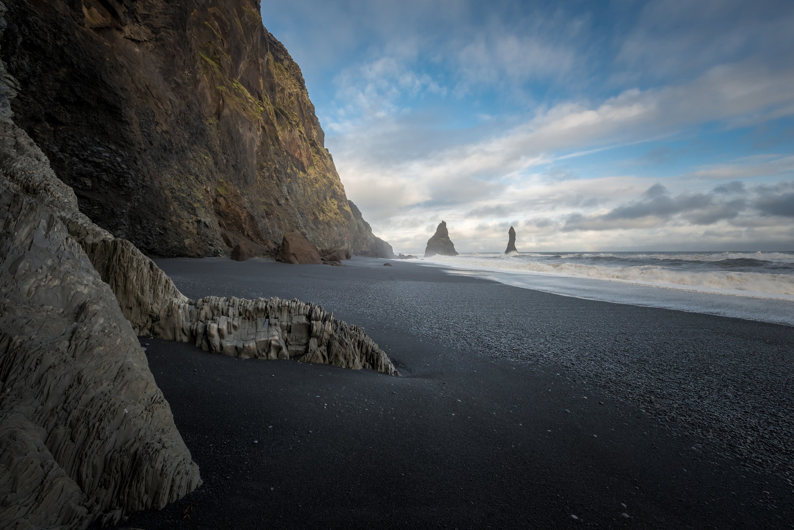 cliff, coast, 2K, nature, beach, black sand, sea, HD Wallpaper