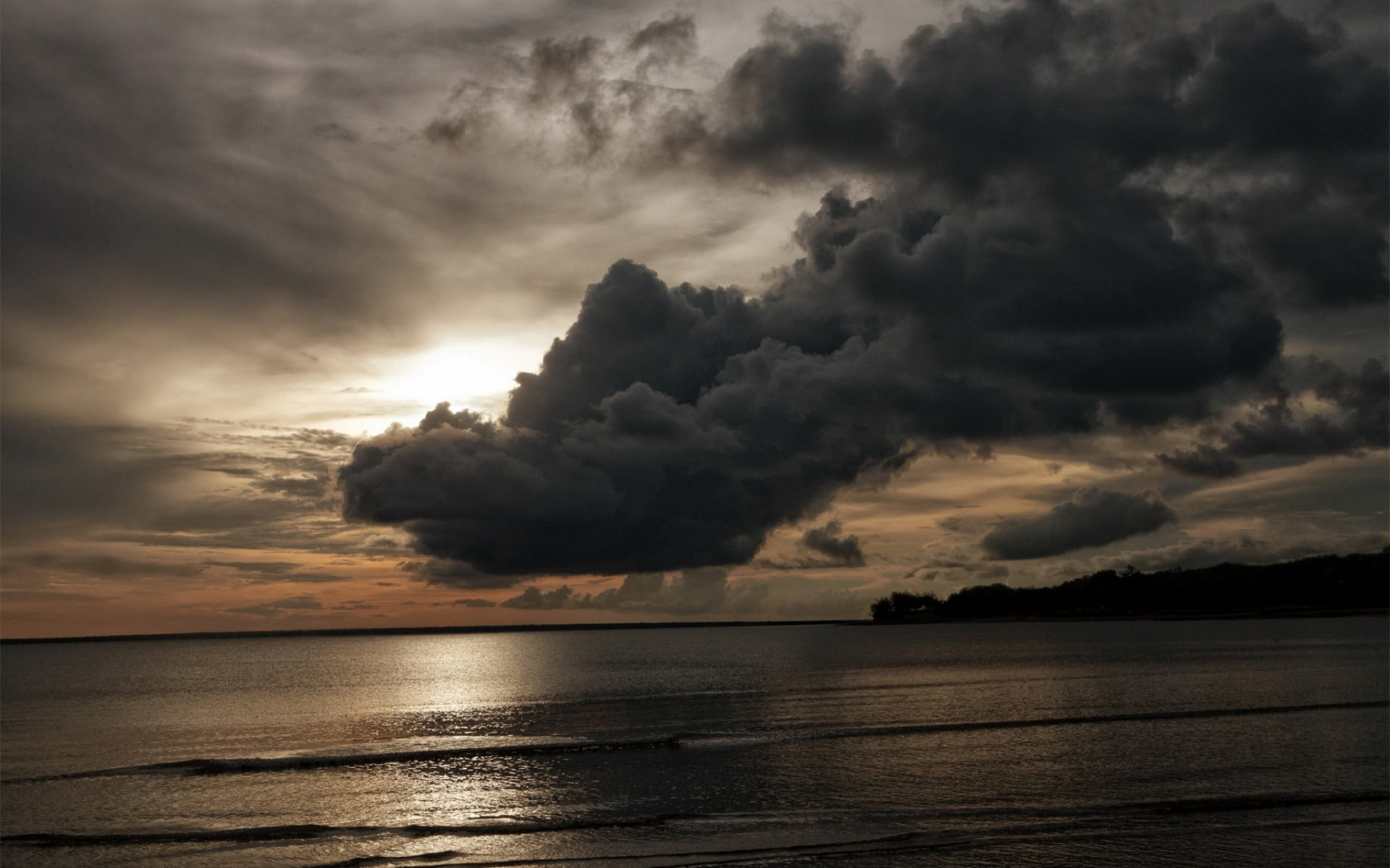 nimbus, no people, horizon over water, dramatic sky, outdoors, clouds, sky, dark, water, ominous, cloudscape, horizon, cloud - sky, beauty in nature, scenics - nature, HD Wallpaper
