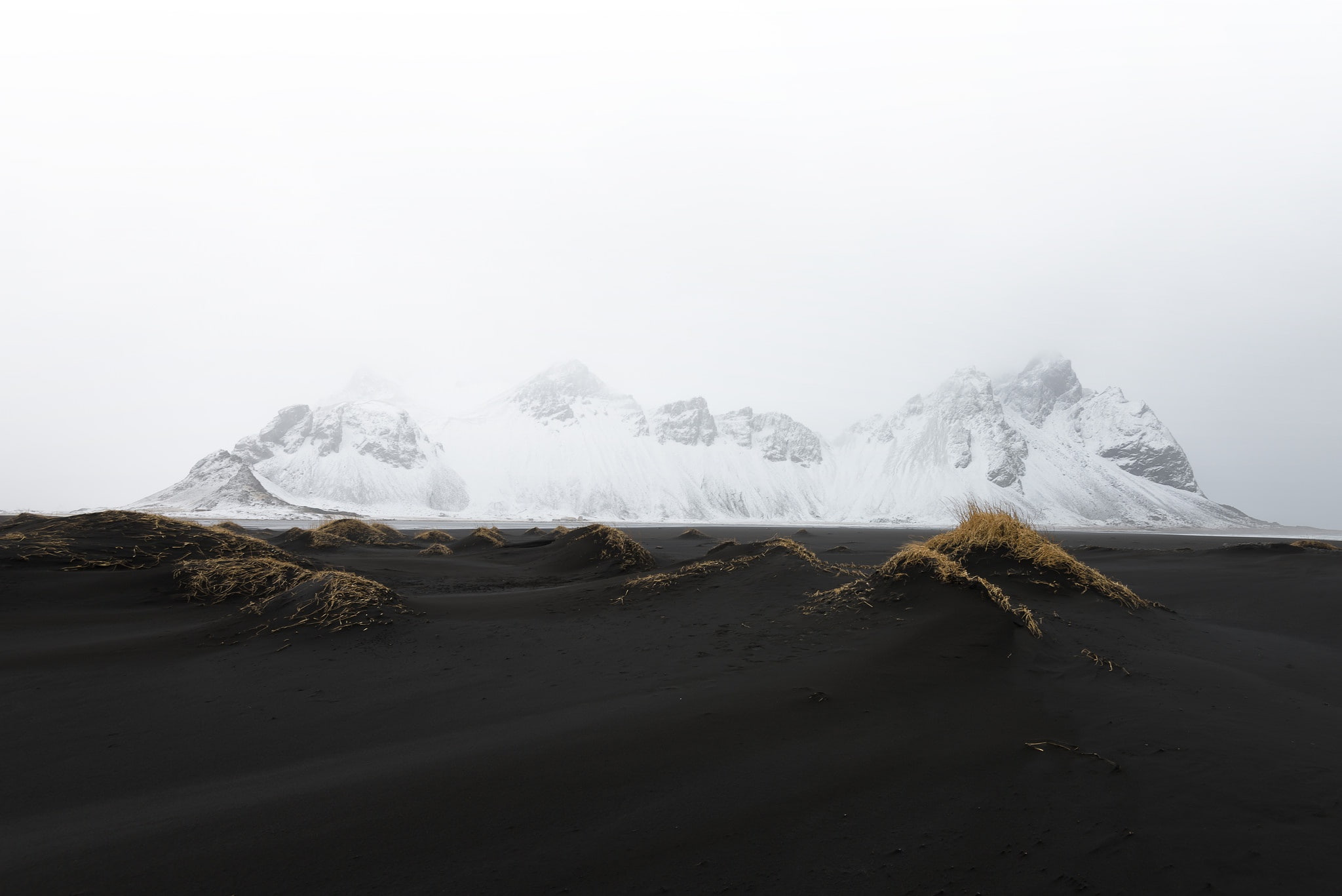 white, Norway, snow, landscape, black, nature, mist, mountains, black sand, 1080P, HD Wallpaper
