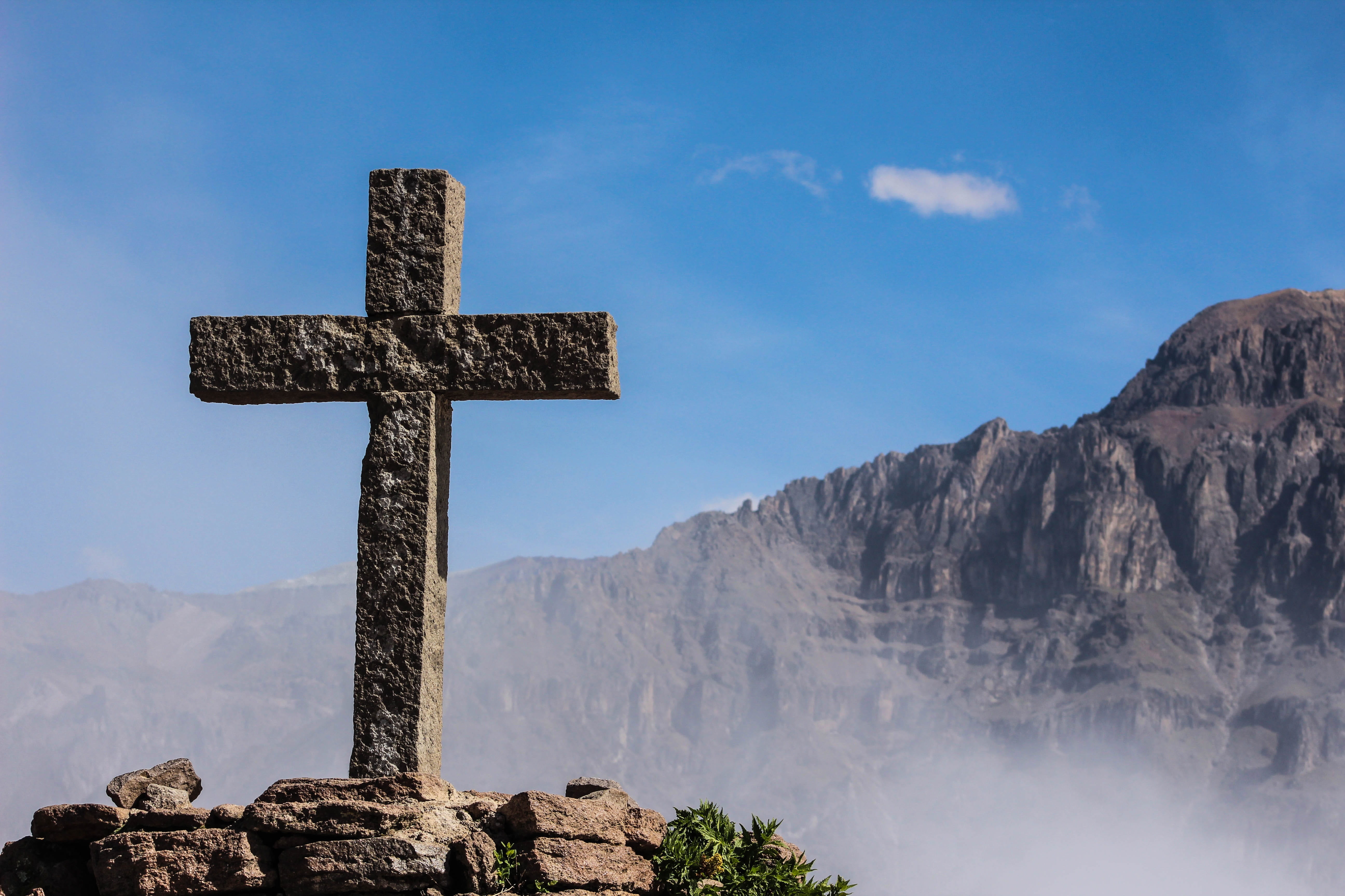 belief, colca, 5K, nature, cross shape, beauty in nature, place of worship, day, rock - object, no people, mountain, canon, symbol, flight, spirituality, HD Wallpaper