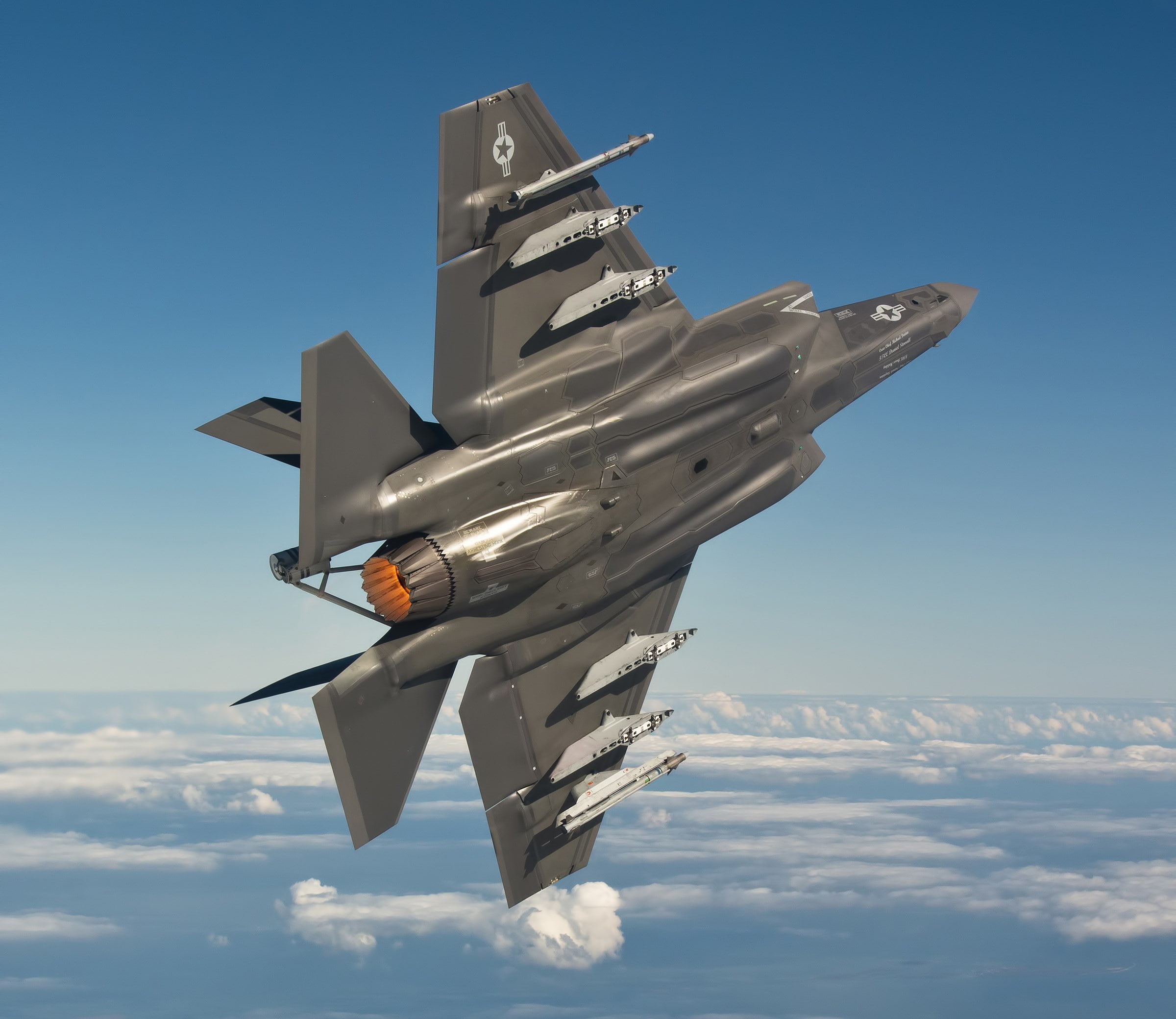 outdoors, no people, on the move, flying, airplane, cloud - sky, low angle view, nature, 1080P, mid-air, lockheed martin f 35 lightning ii, public transportation, HD Wallpaper
