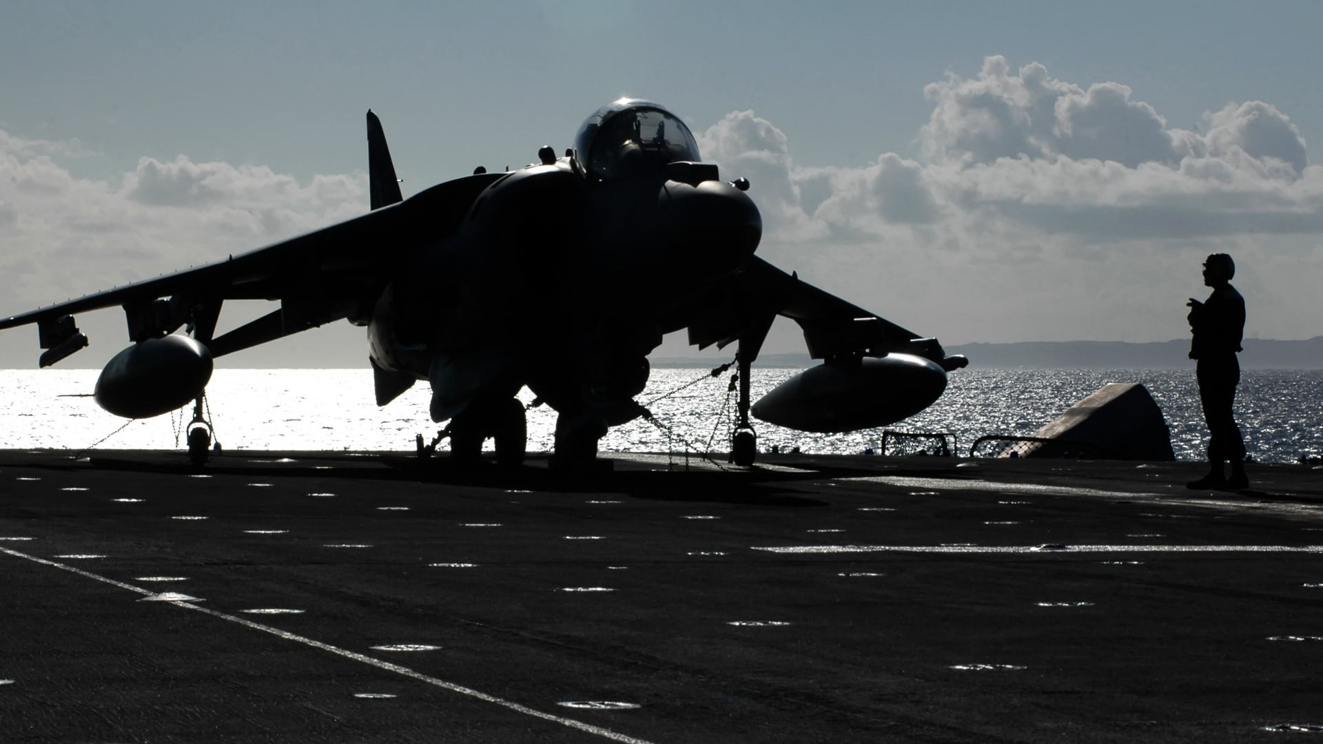 outdoors, AV-8B Harrier II, airport, nature, sky, unrecognizable person, mode of transportation, jets, aircraft, standing, military aircraft, military, HD Wallpaper