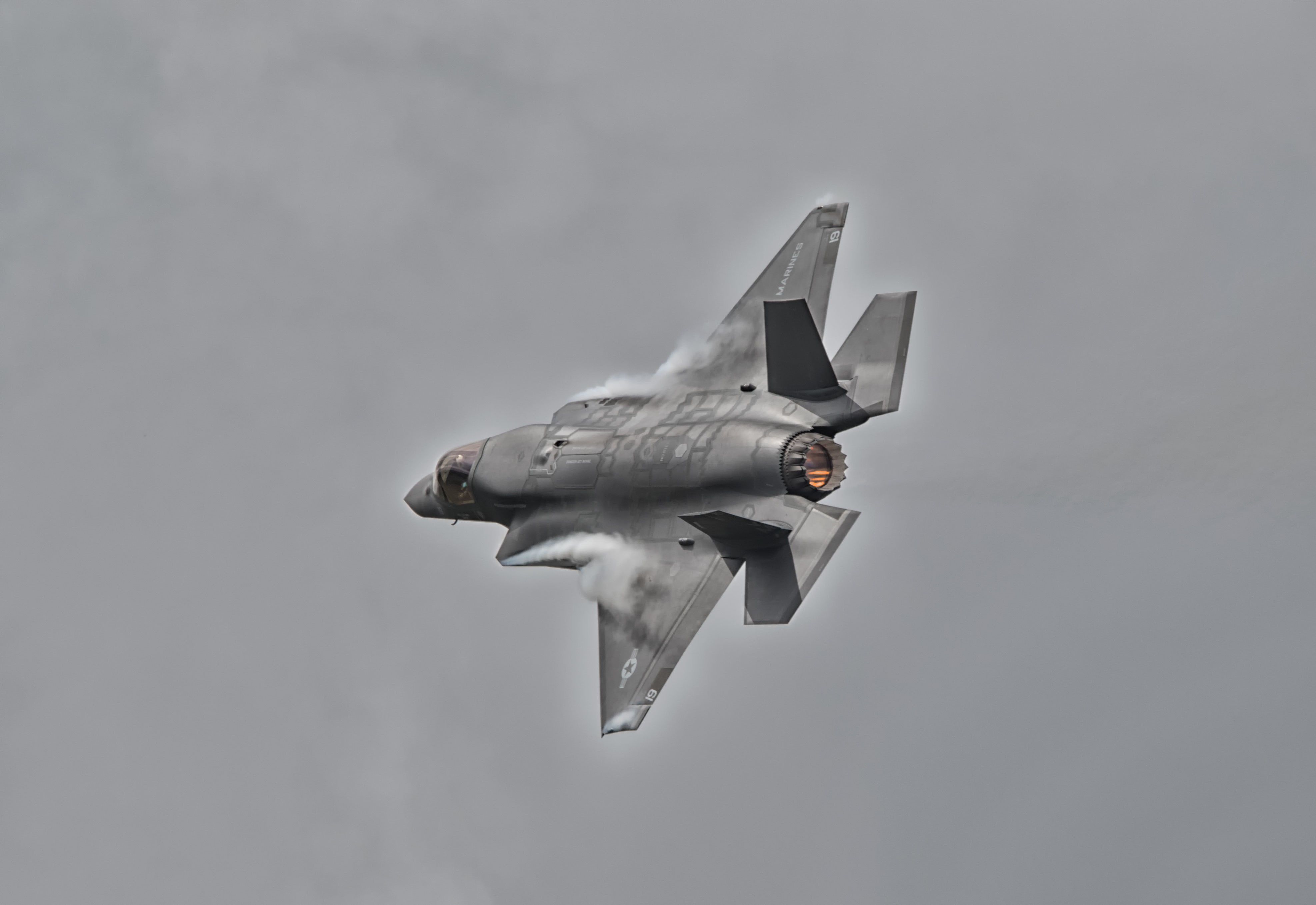 Lockheed Martin F-35 Lightning II, mid-air, F-35 Lightning II, military, single object, no people, mode of transportation, studio shot, plane, copy space, HD Wallpaper