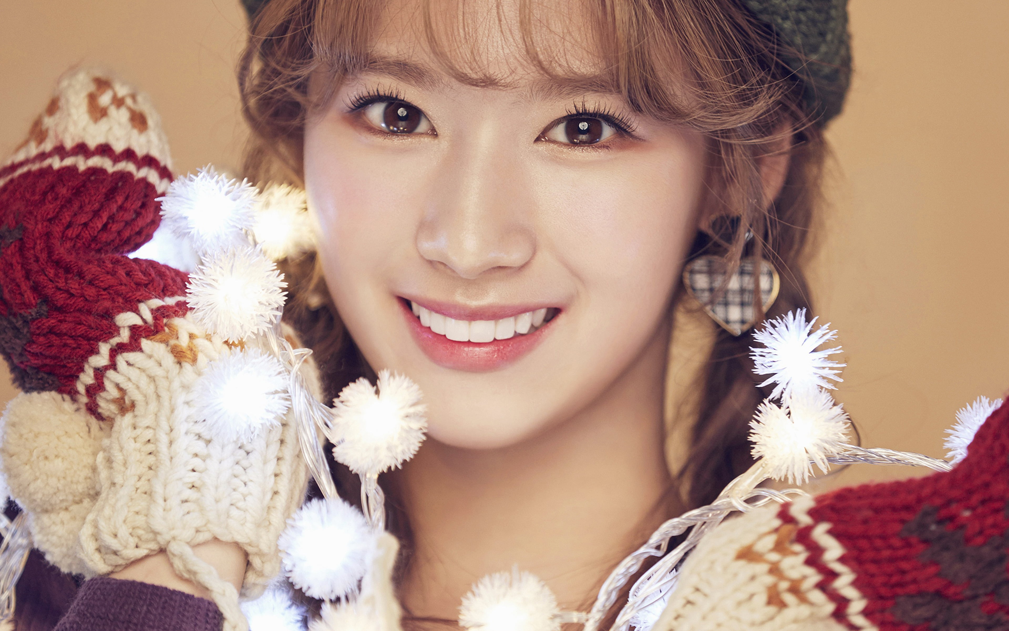 happiness, kpop, young adult, holiday, front view, close-up, smiling, human face, sana, headshot, one person, christmas, 4K, body part, winter, portrait, HD Wallpaper