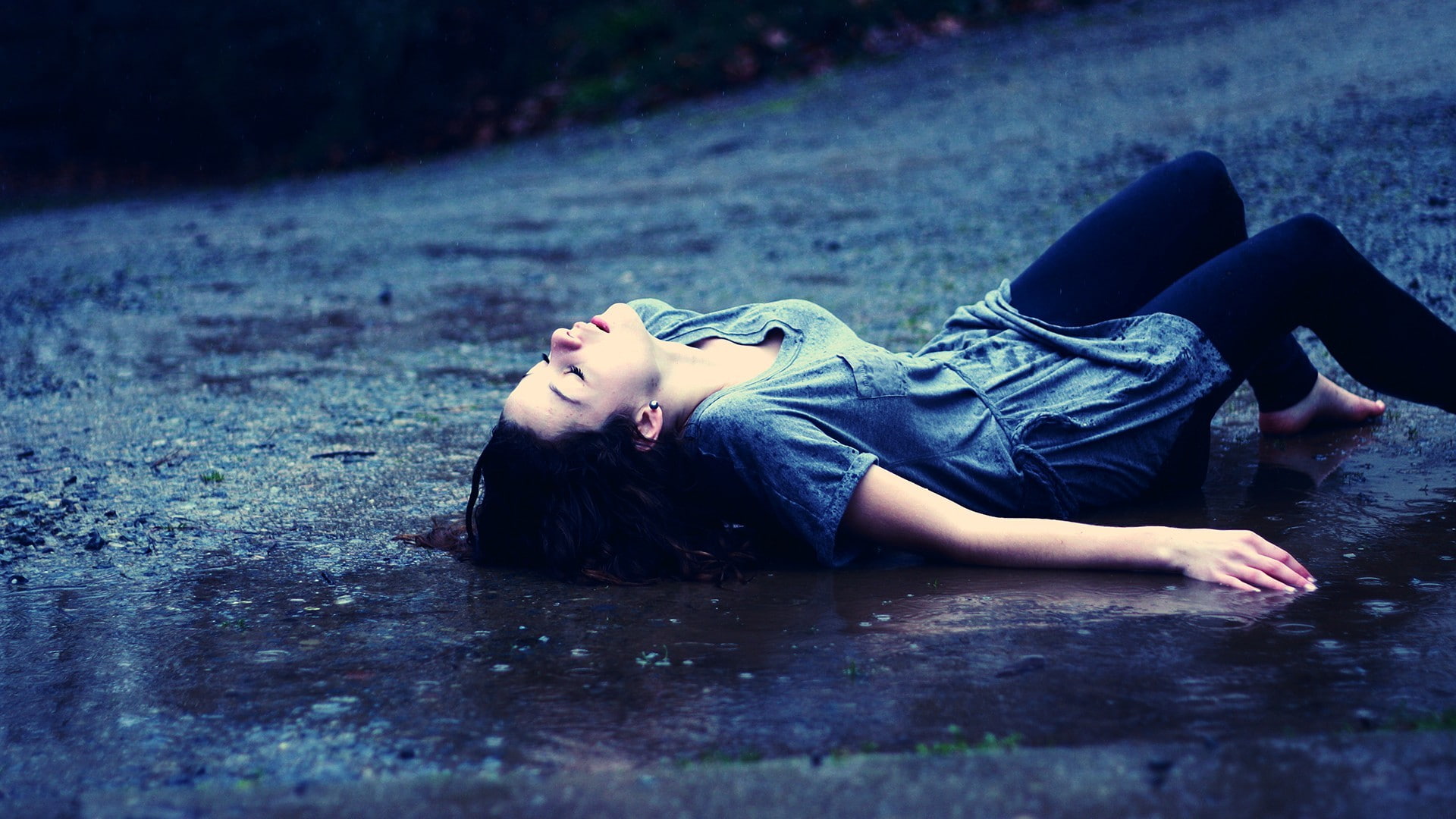 girl, hot babes and girls, rain, young, lying, 1080P, HD Wallpaper