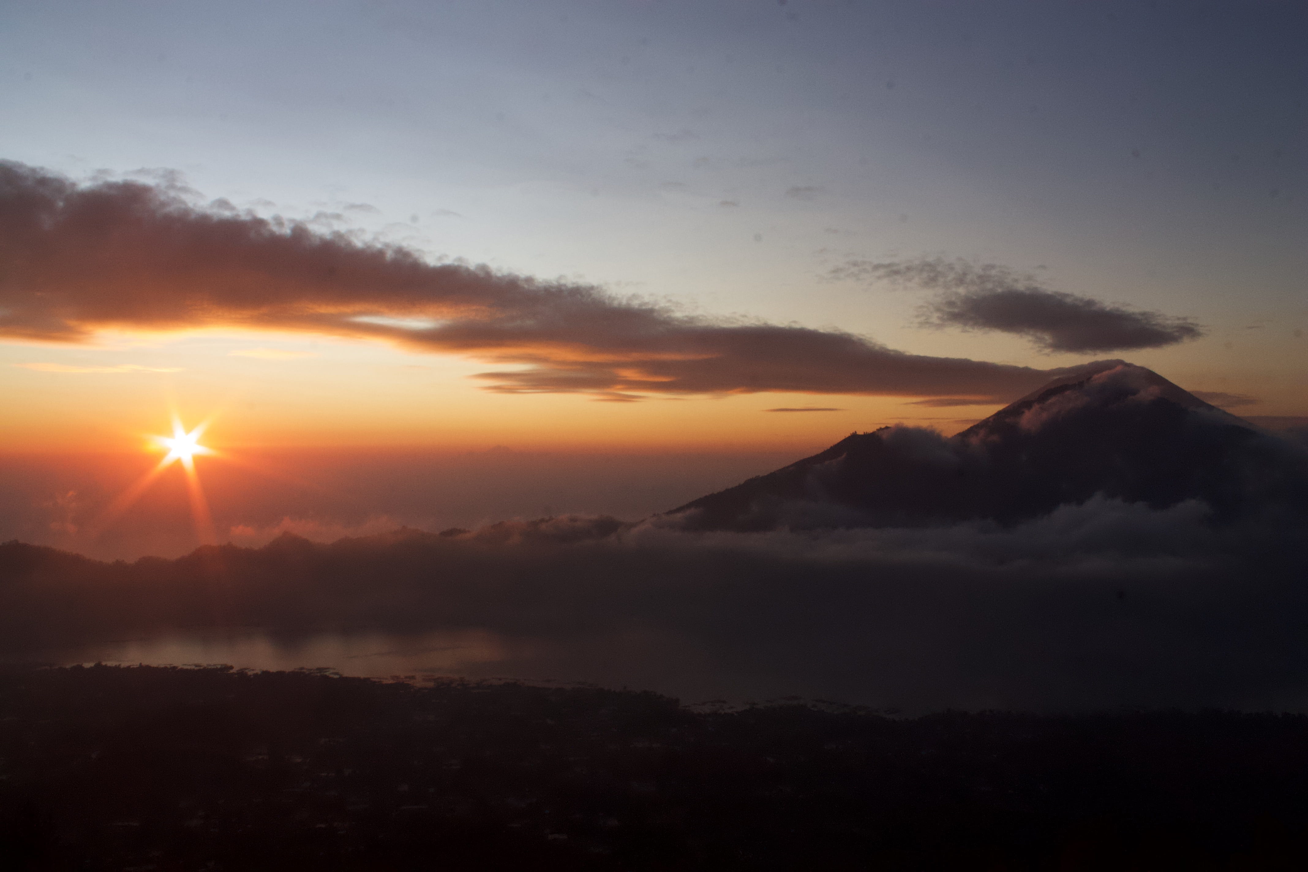 4K, tranquil scene, sunset, lens flare, bali, dusk, beauty in nature, covered, nature, weather, scenics - nature, mountain, idyllic, non-urban scene, my batur, HD Wallpaper