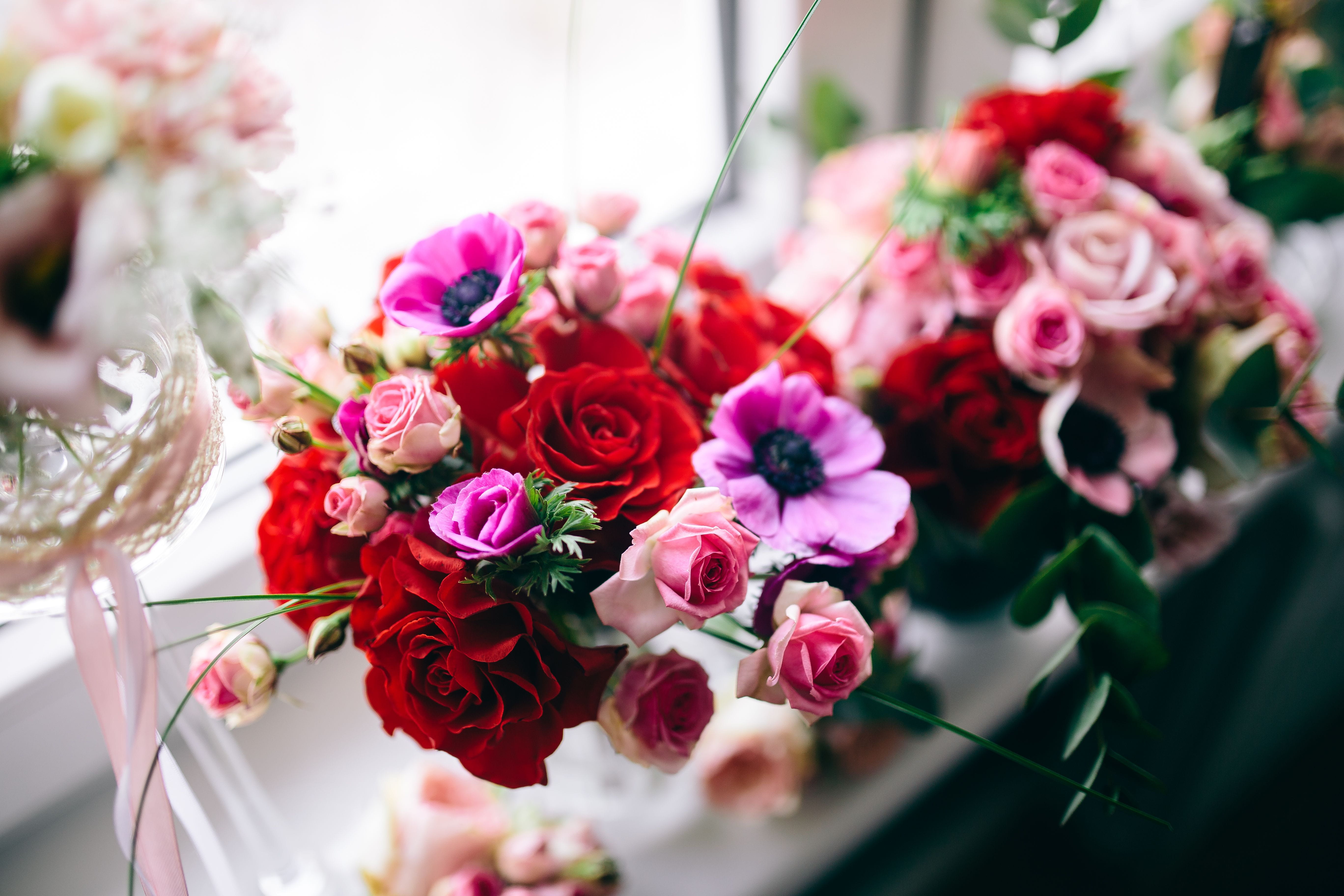 multicolor, flower arrangement, flower head, outdoors, floral, lovely, vases, feminine, no people, beauty in nature, pink color, celebration, rose, fragility, HD Wallpaper