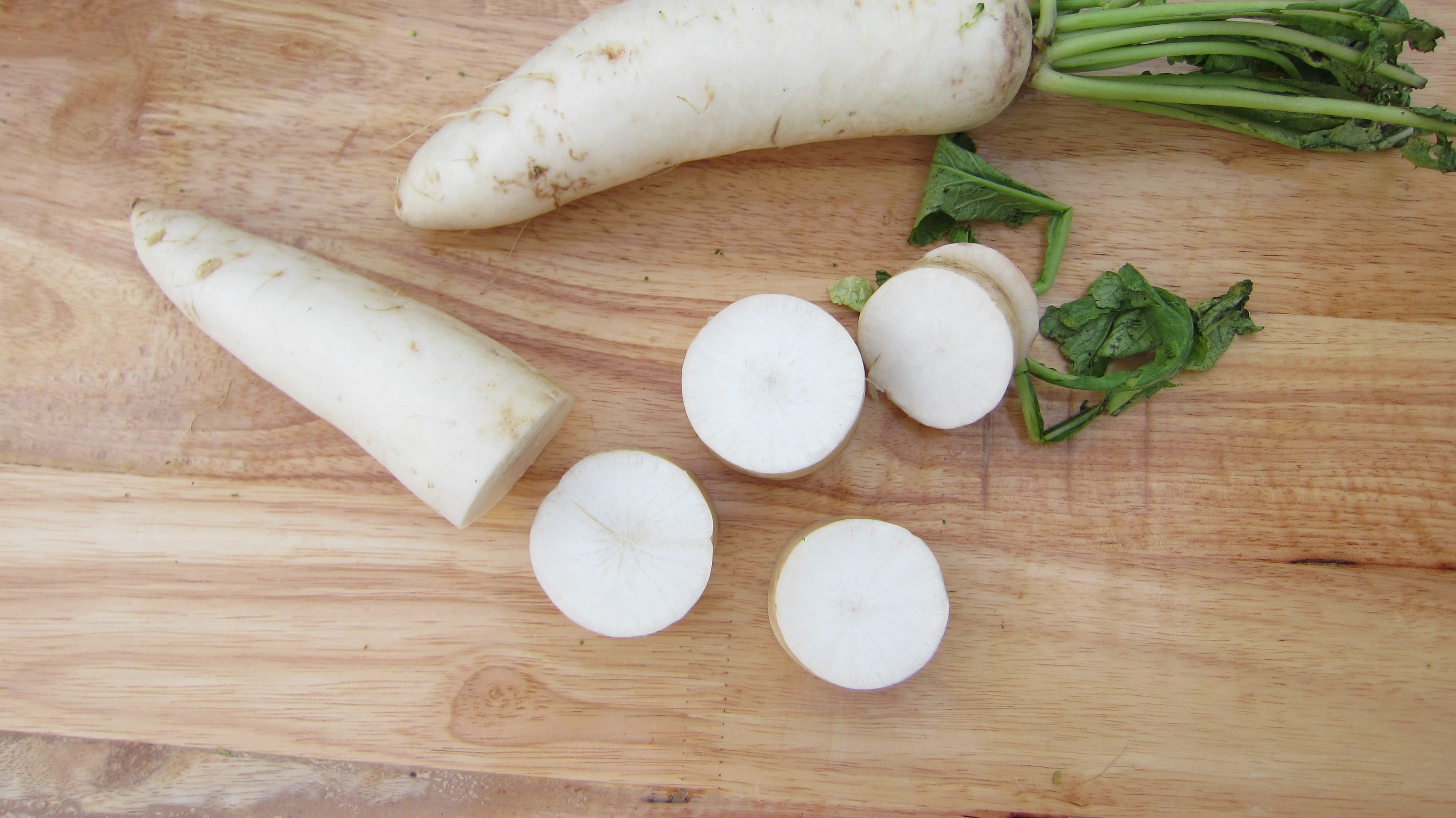 directly above, indoors, table, no people, food and drink, wood - material, beets, herb, cu cai, vegetable, still life, close-up, white radish, 4K, food, HD Wallpaper