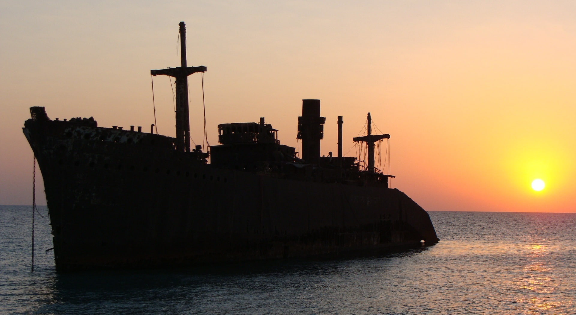 nature, nautical vessel, industry, black, Iran, sunlight, 1080P, mode of transportation, island, water, outdoors, sky, cruise, horizon, transportation, HD Wallpaper