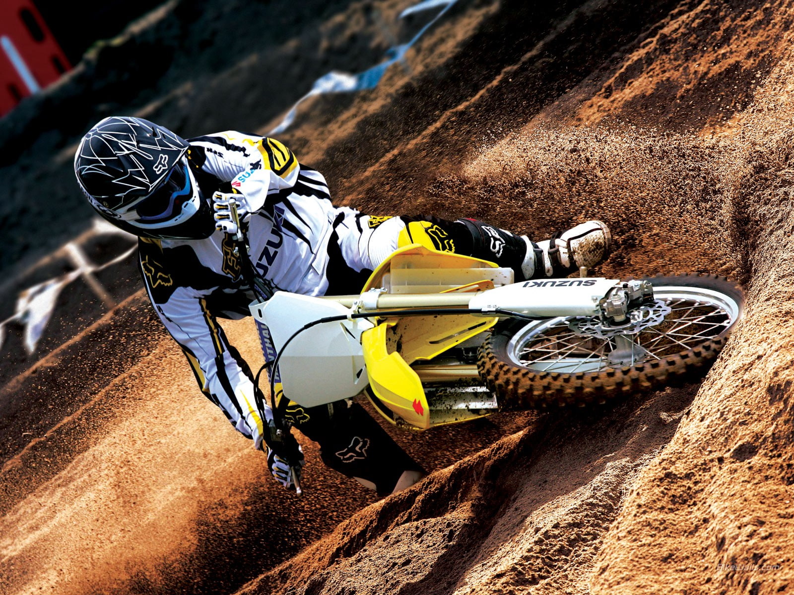 land vehicle, dirty, day, sports equipment, extreme sports, adventure, sports clothing, sports helmet, real people, headwear, sport, crash helmet, motocross, HD Wallpaper