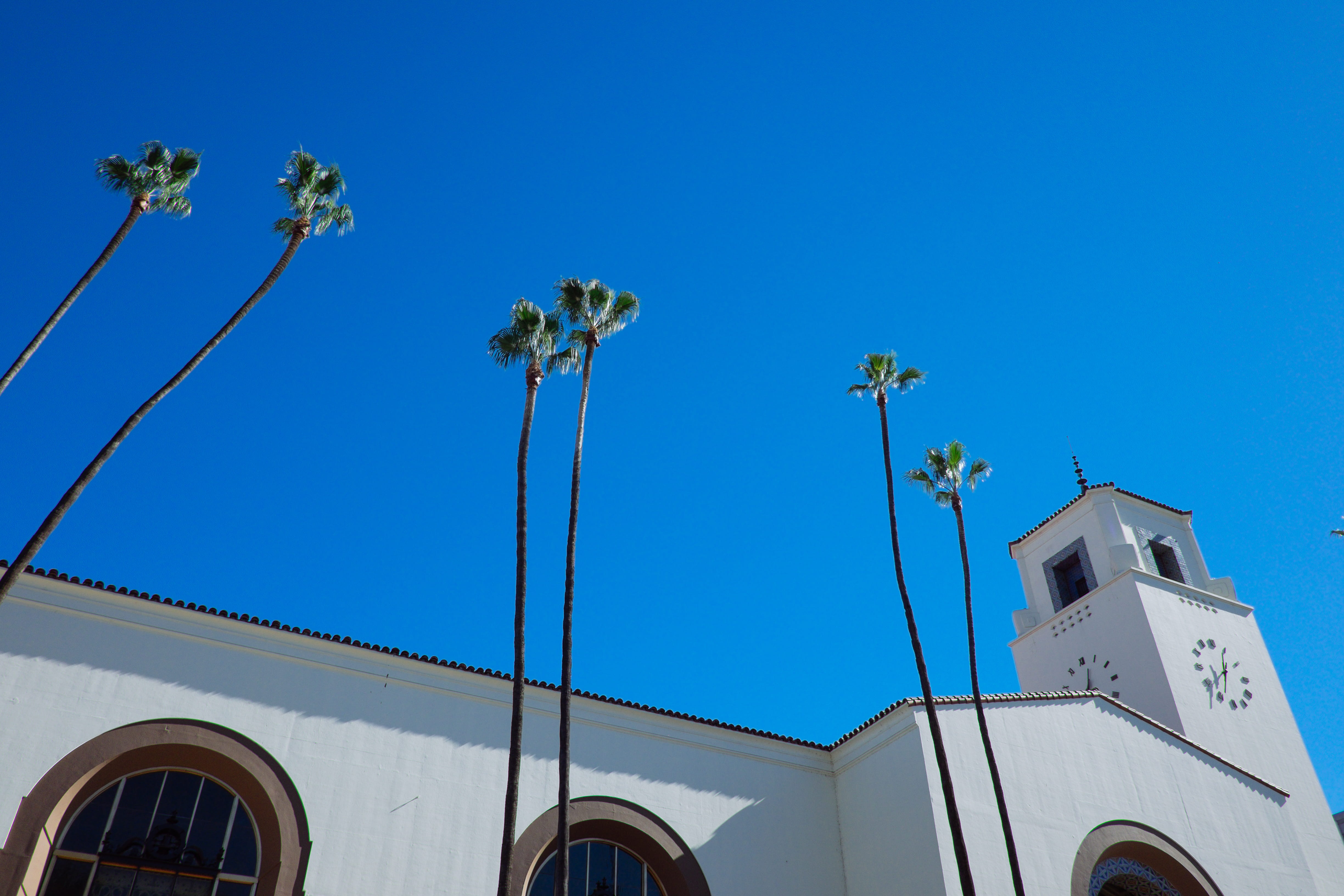 building, built structure, travel, building exterior, city, tower, belief, la, arch, downtown, sky, train, spanish, no people, plant, architecture, outdoors, HD Wallpaper