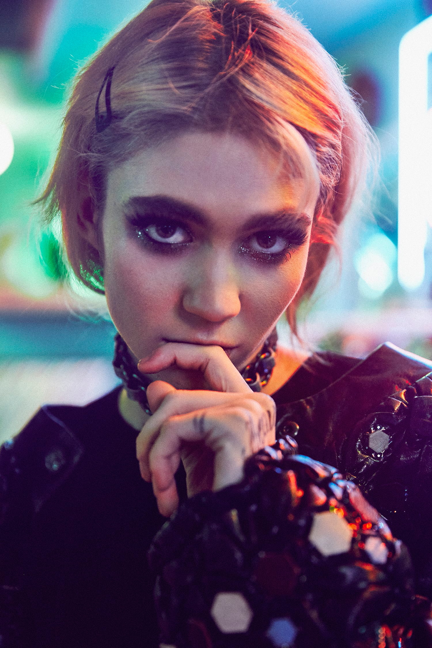 body part, females, human face, adult, fashion, beauty, headshot, hairstyle, evil, emotion, looking at camera, Grimes, portrait, contemplation, women, 1080P, Phone HD Wallpaper