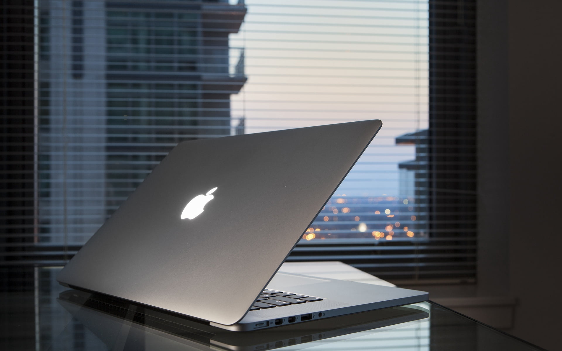 indoors, close-up, domestic Room, data, open, laptop, computer, technology, wireless Technology, architecture, macbook, no People, built structure, sunlight, HD Wallpaper