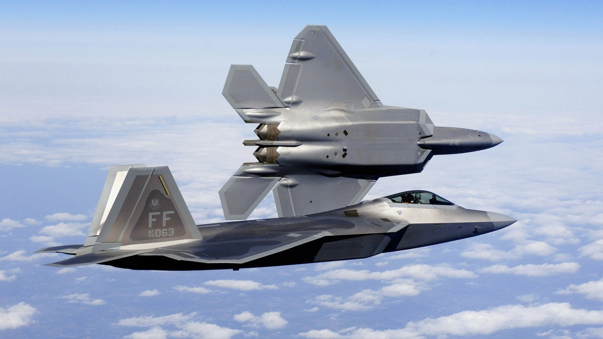mode of transportation, military airplane, air vehicle, lockheed martin f 22 raptor, silver colored, on the move, army, day, sky, airplane, single object, HD Wallpaper