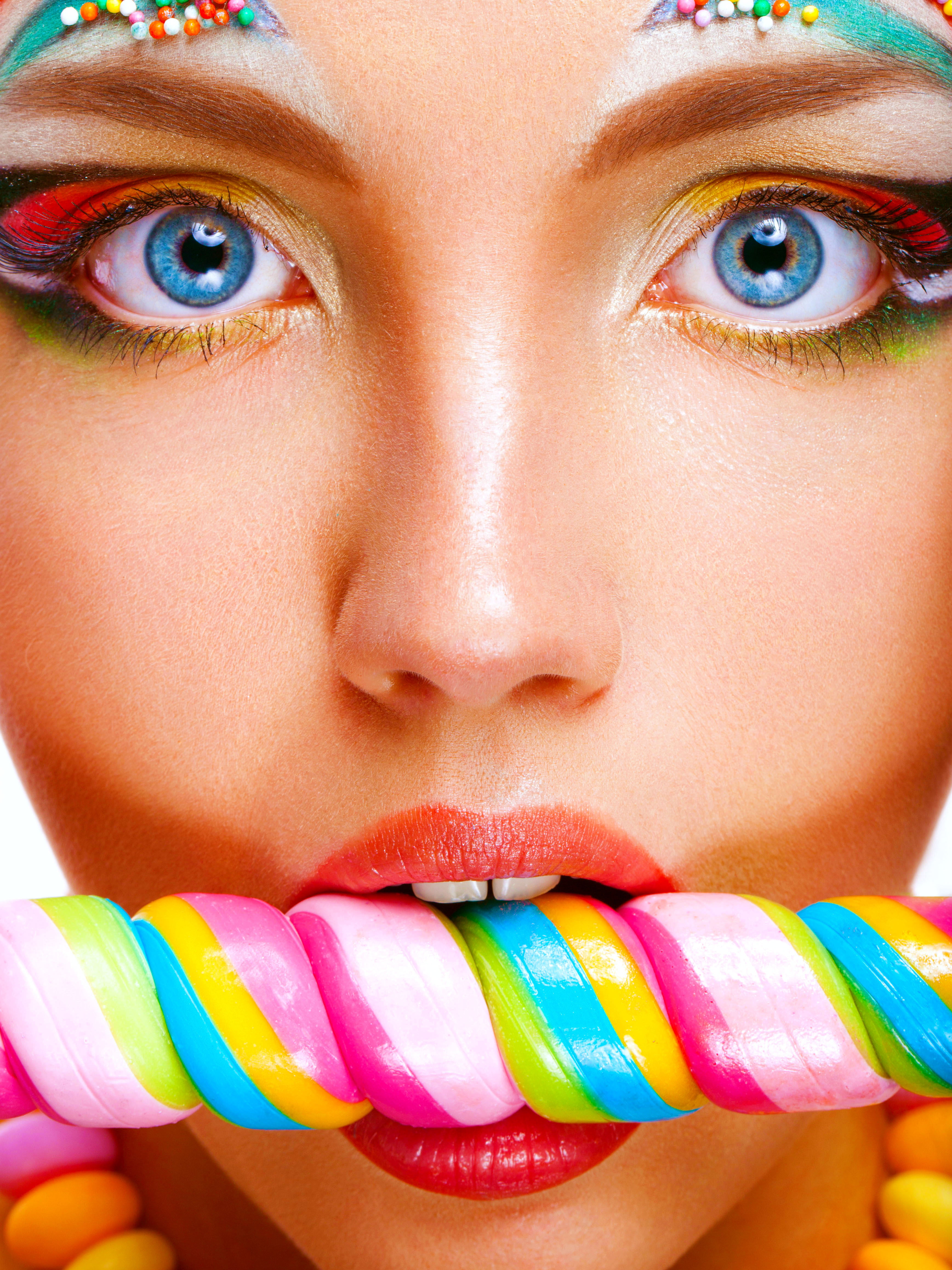 women, looking at camera, human face, vibrant color, beauty, candy, eye, face, sweet, 4K, one person, beautiful woman, Candy Cane, human lips, blue eyes, Phone HD Wallpaper