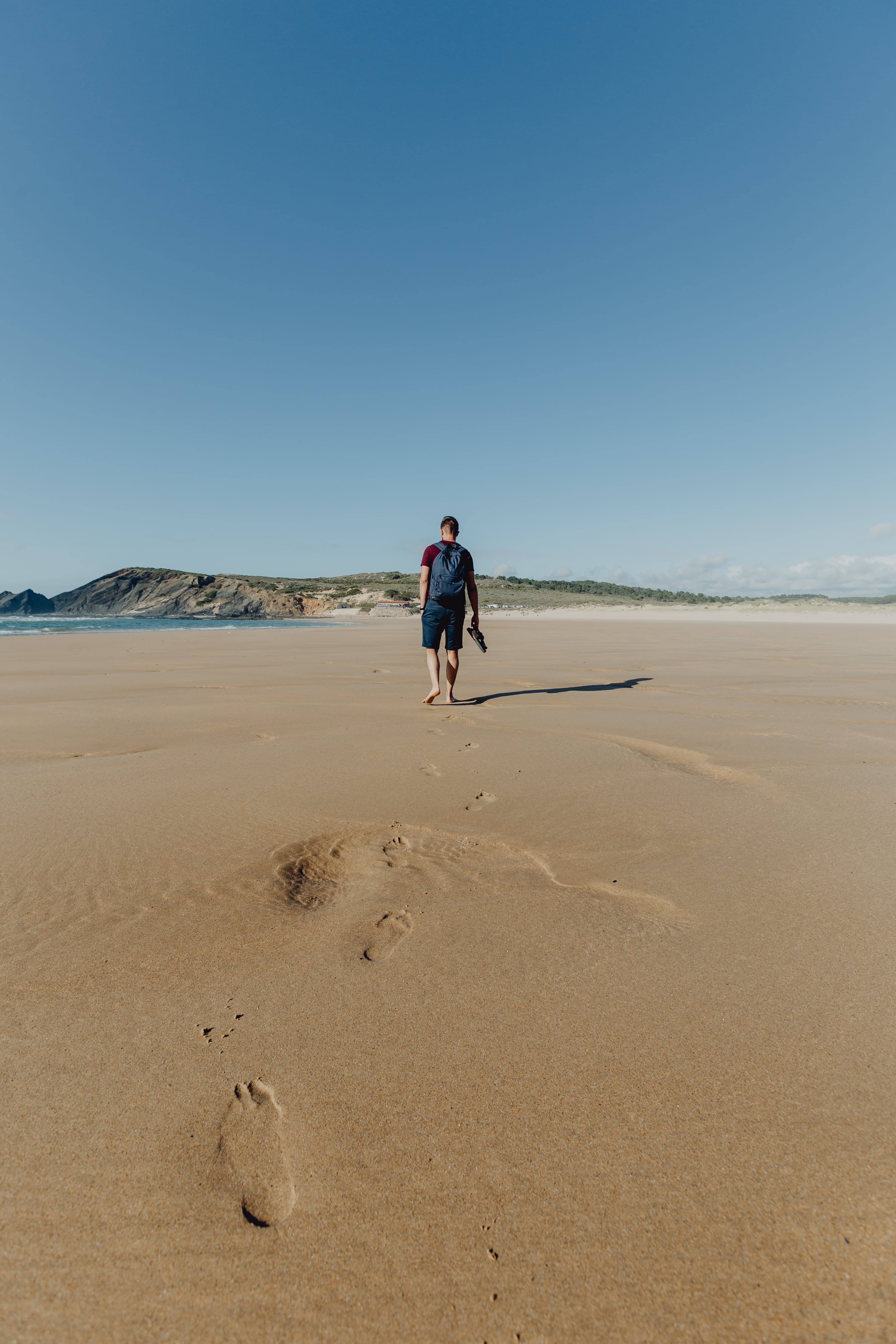 leisure activity, sandy, portugal, real people, land, sea, scenics - nature, walking, clear sky, beach, outdoors, algarve, men, arid climate, copy space, Phone HD Wallpaper