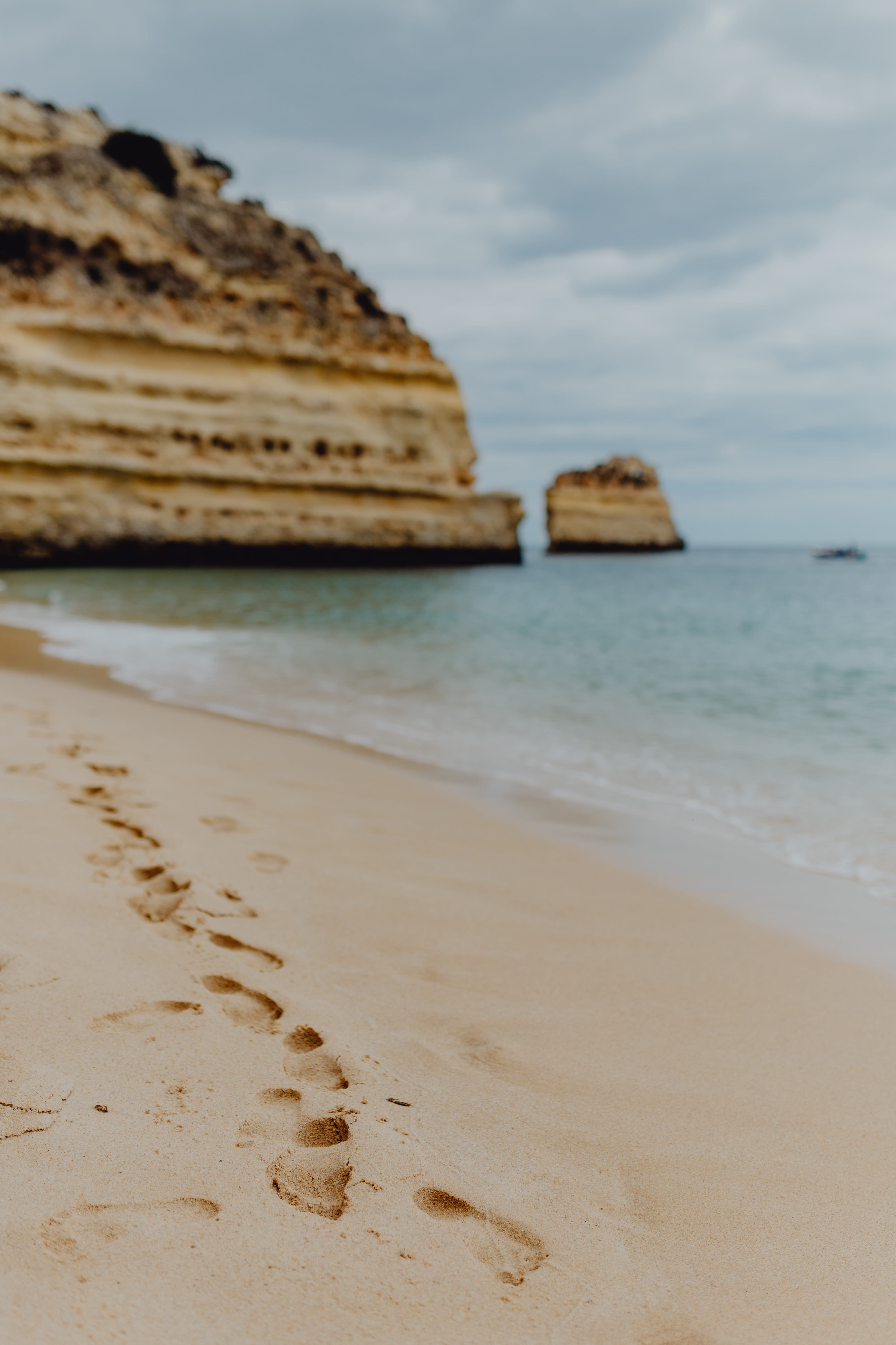 land, footprints, rock - object, walk, Europe, cloud - sky, 5K, scenics - nature, portugal, solid, water, rock, beauty in nature, summer, sea, sandy, ocean, Phone HD Wallpaper