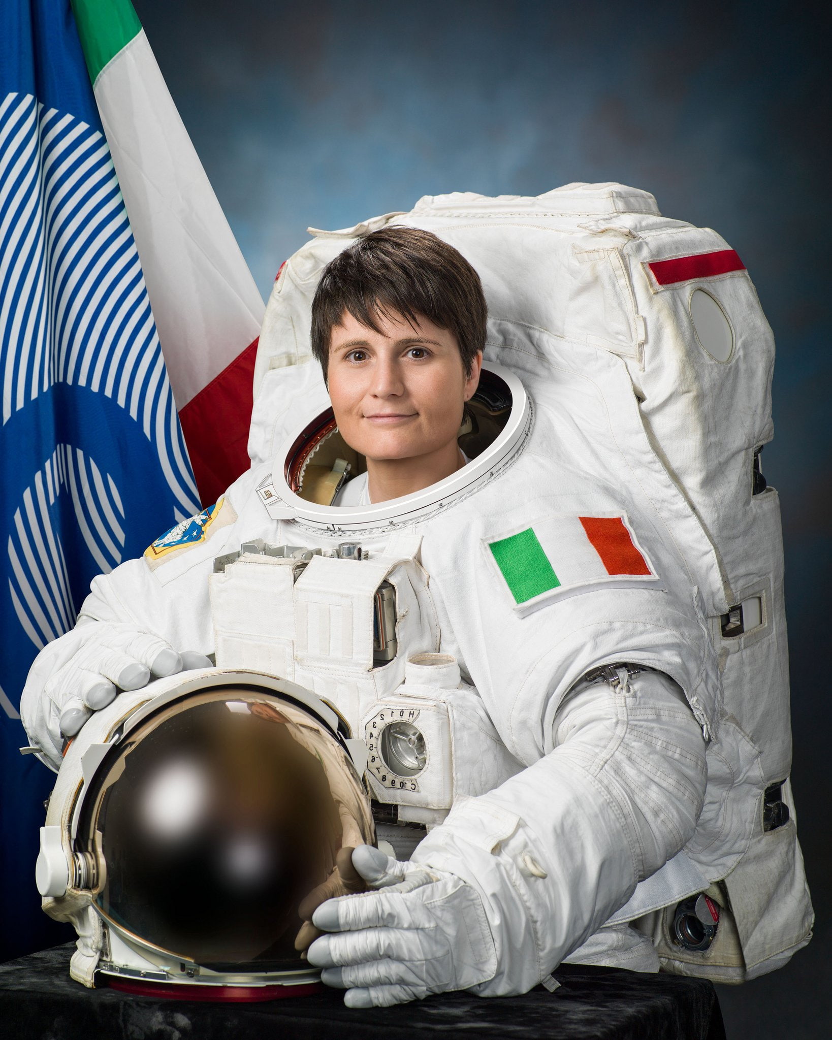 samantha, space, 1080P, europe, cristoforetti, astronaut, esa, Phone HD Wallpaper