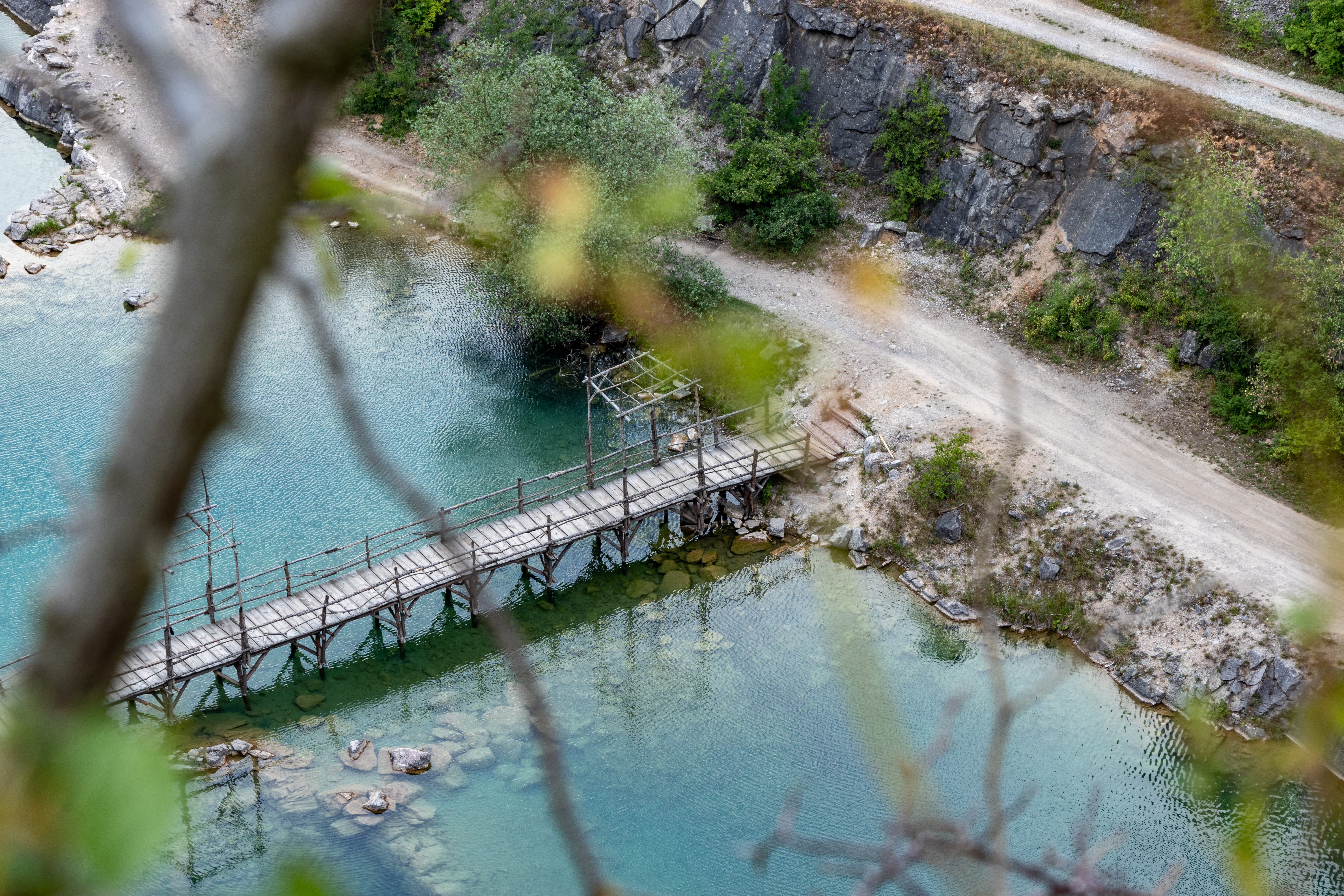 wood, connection, karlstejn, scenics - nature, built structure, day, reflection, mořina, plant, blue water, tree, lake, 5K, focus on background, prague, HD Wallpaper