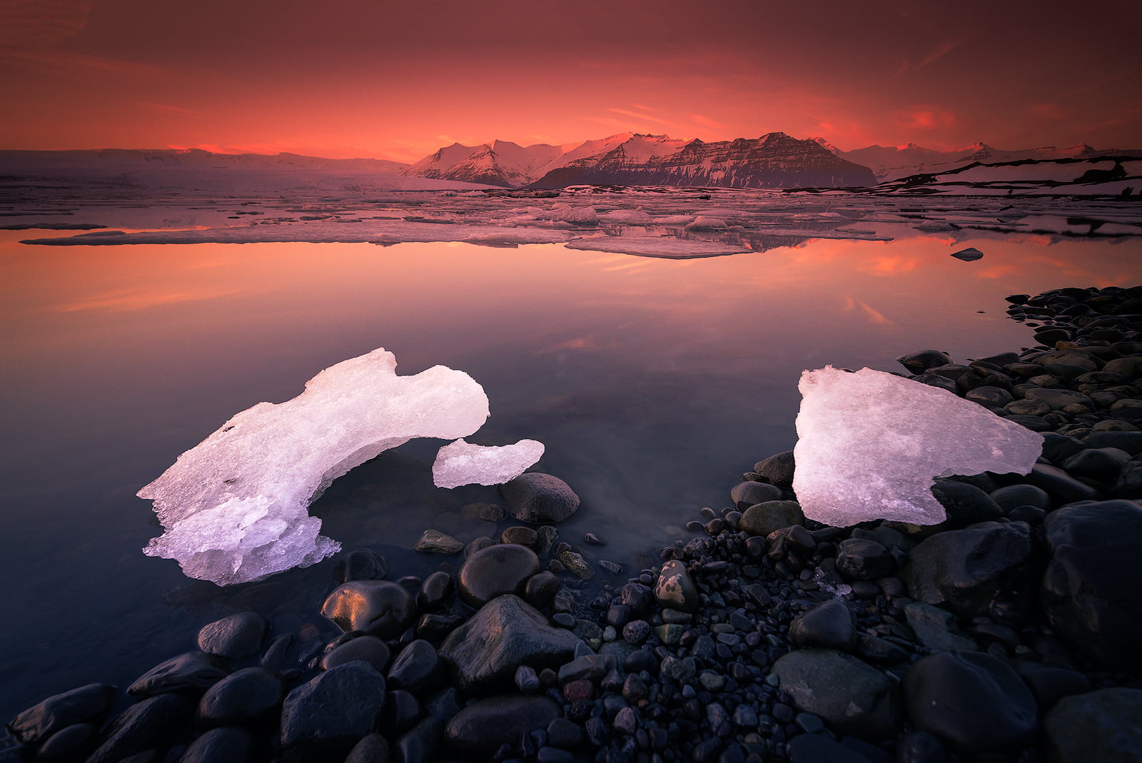 landscape, outdoors, body of water, body, sunrise - Dawn, sunset, travel, islandia, nature, glacier, rock - Object, mountains, scenics, jokulsarlon Lagoon, HD Wallpaper