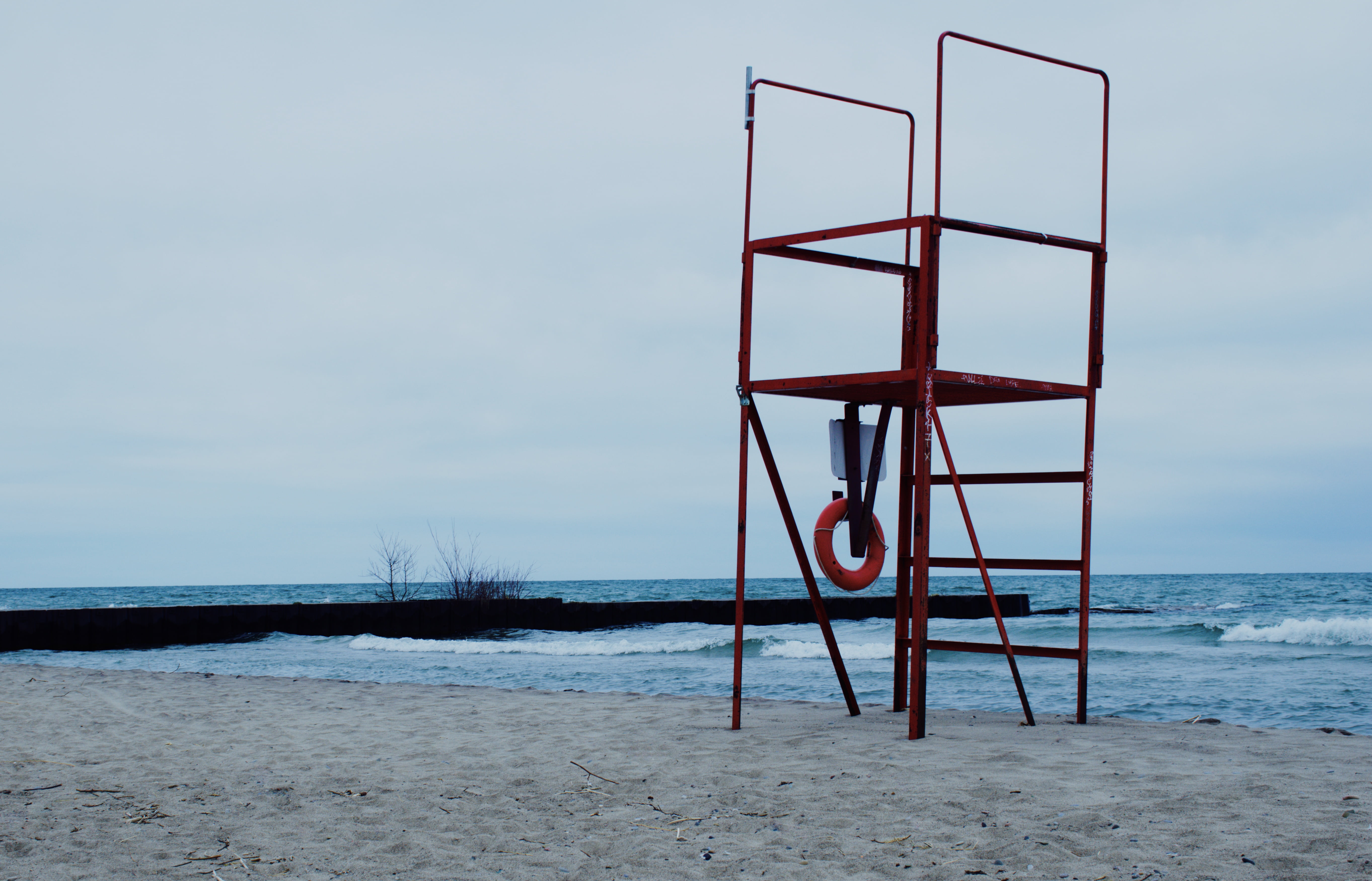 metal, horizon, black, built structure, no people, Toronto, 5K, top, day, architecture, table, land, sand, beach, scenics - nature, sky, wood - material, HD Wallpaper