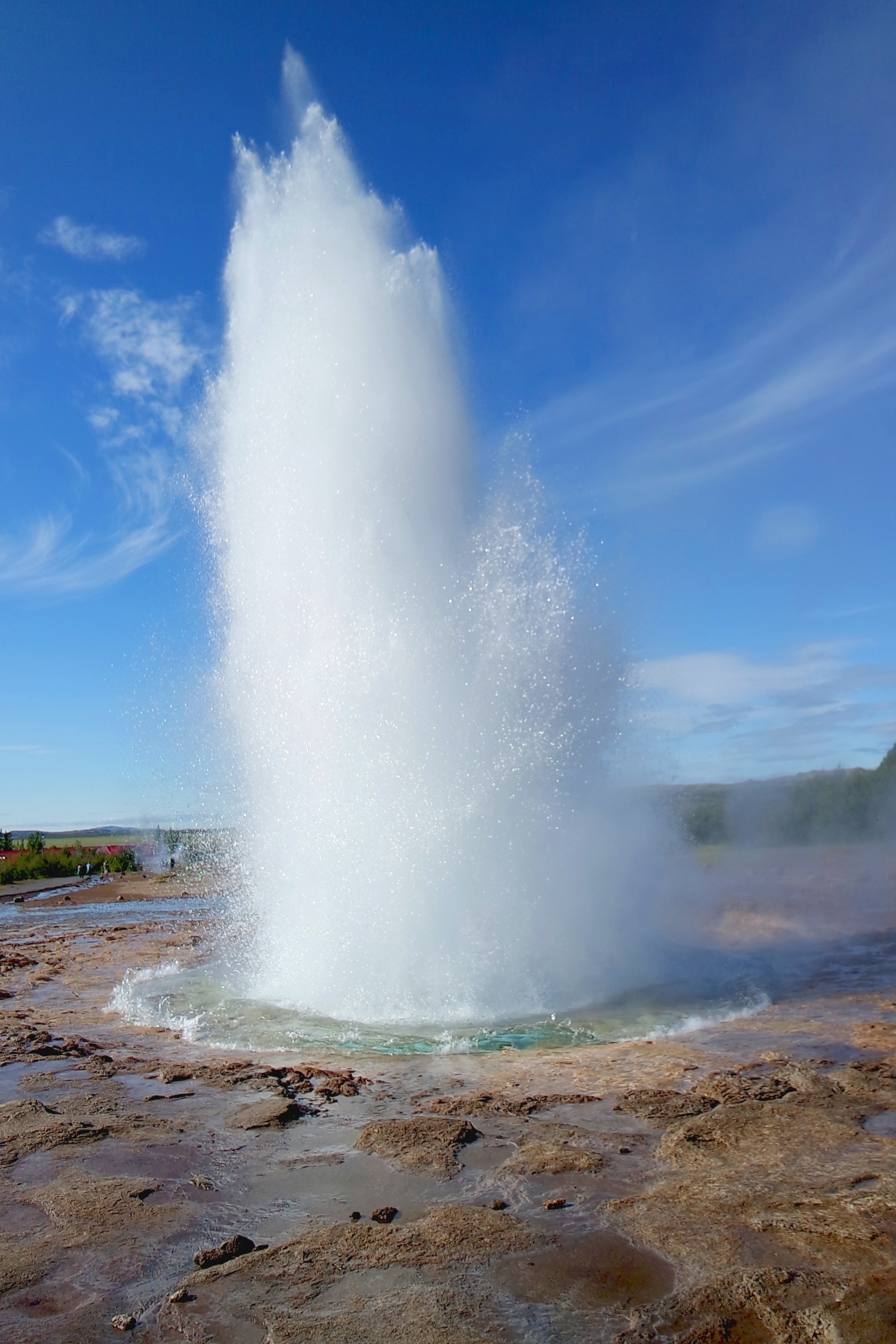 power, hot spring, pool, daytime, non-urban scene, scenics - nature, strokkur, water, sky, erupting, iceland, landscape, geysir, heat - temperature, motion, Phone HD Wallpaper